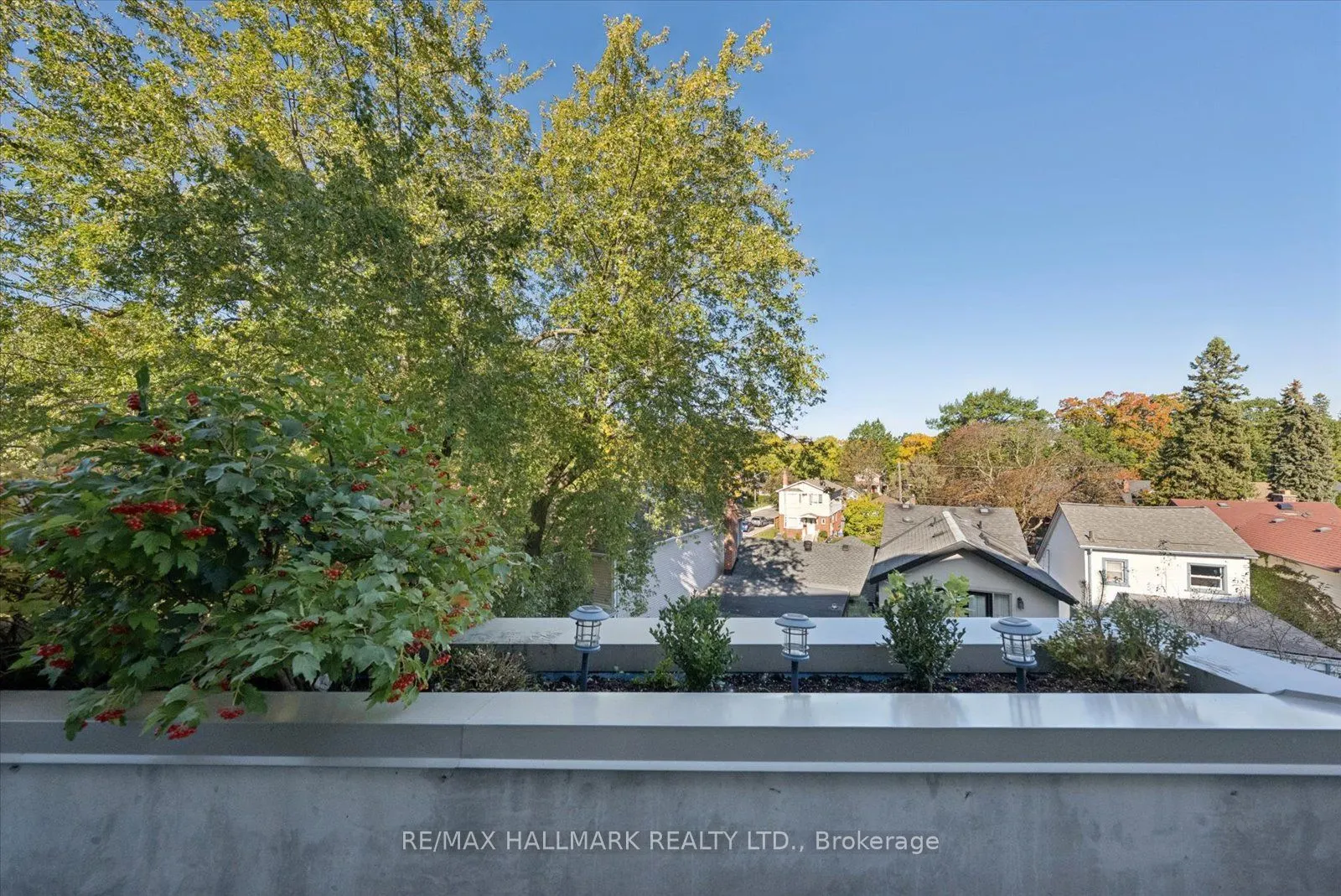 1400 Kingston Road #305