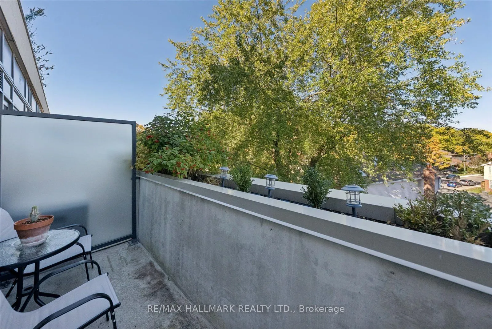 1400 Kingston Road #305