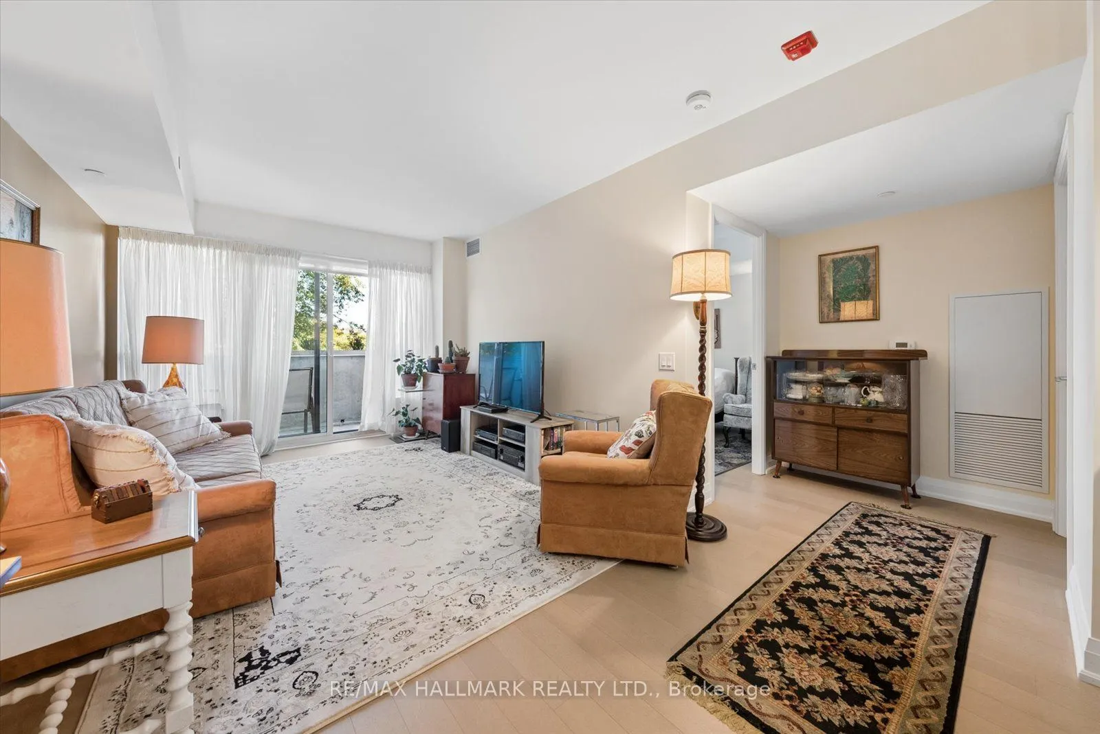 1400 Kingston Road #305