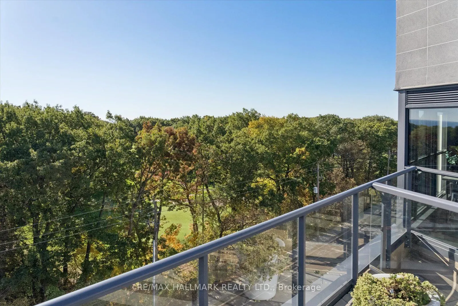 1400 Kingston Road #305