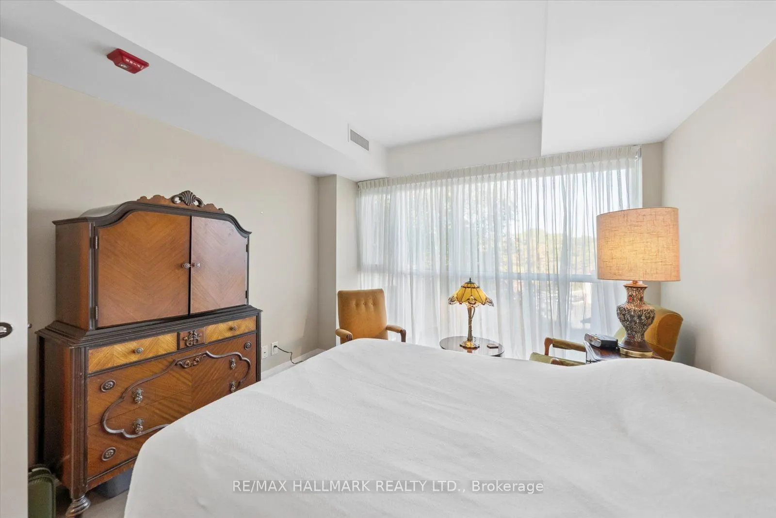 1400 Kingston Road #305