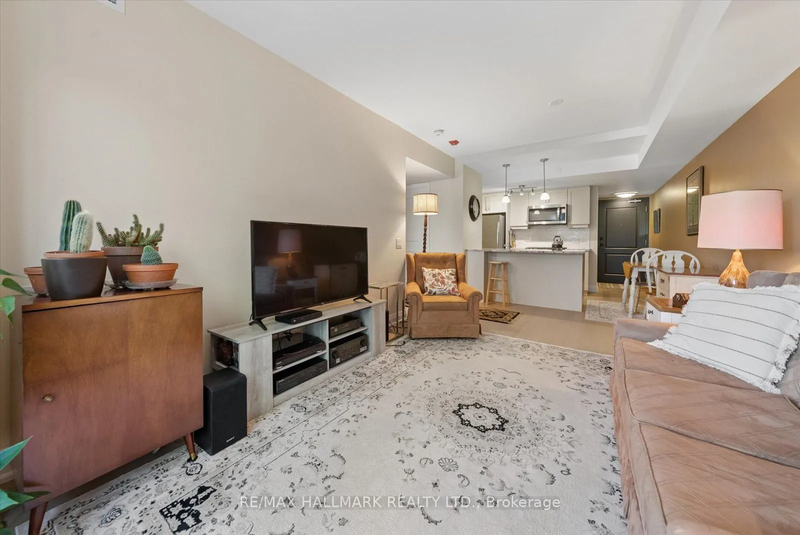 1400 Kingston Road #305