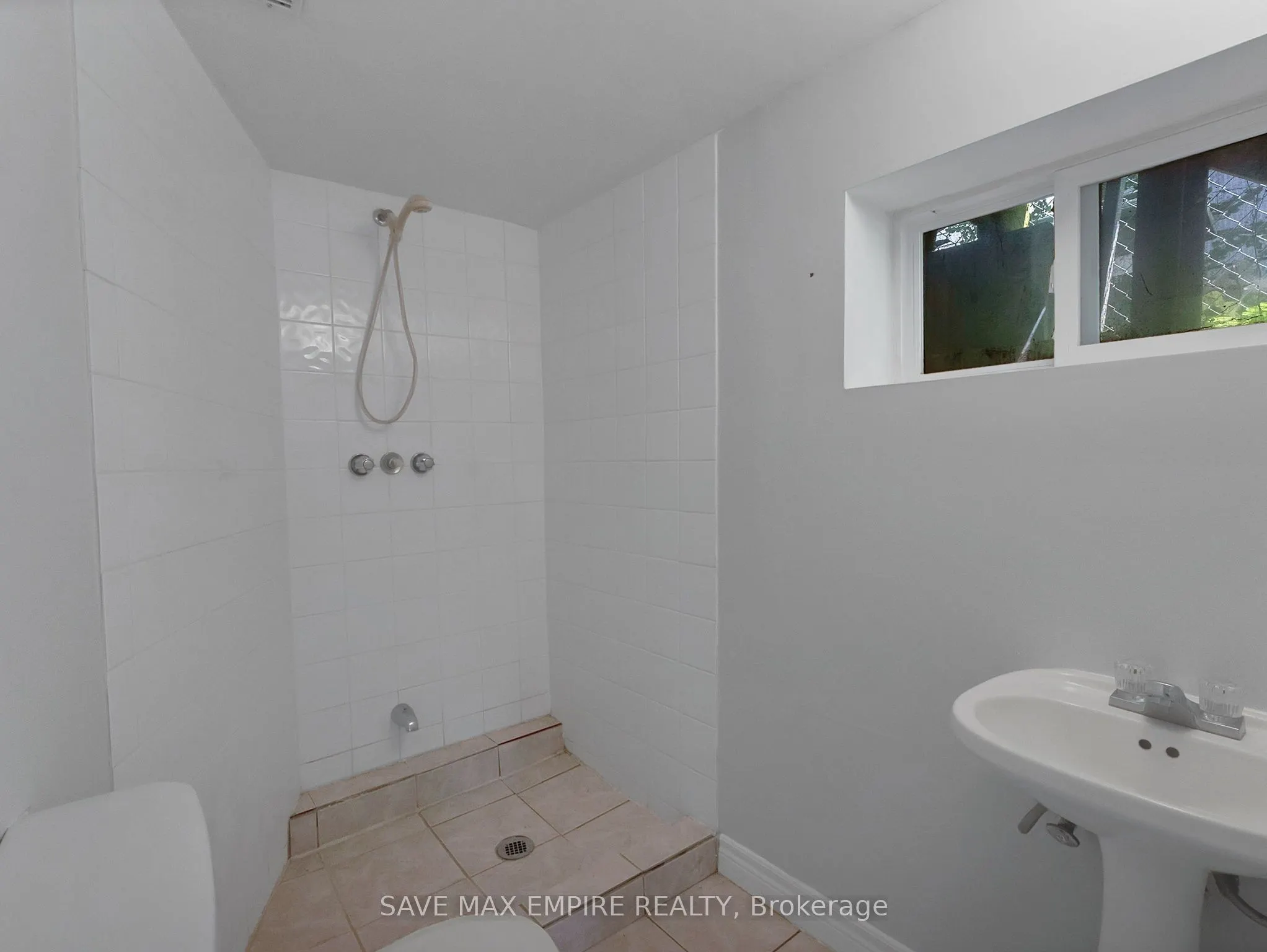 19 Minto Street
