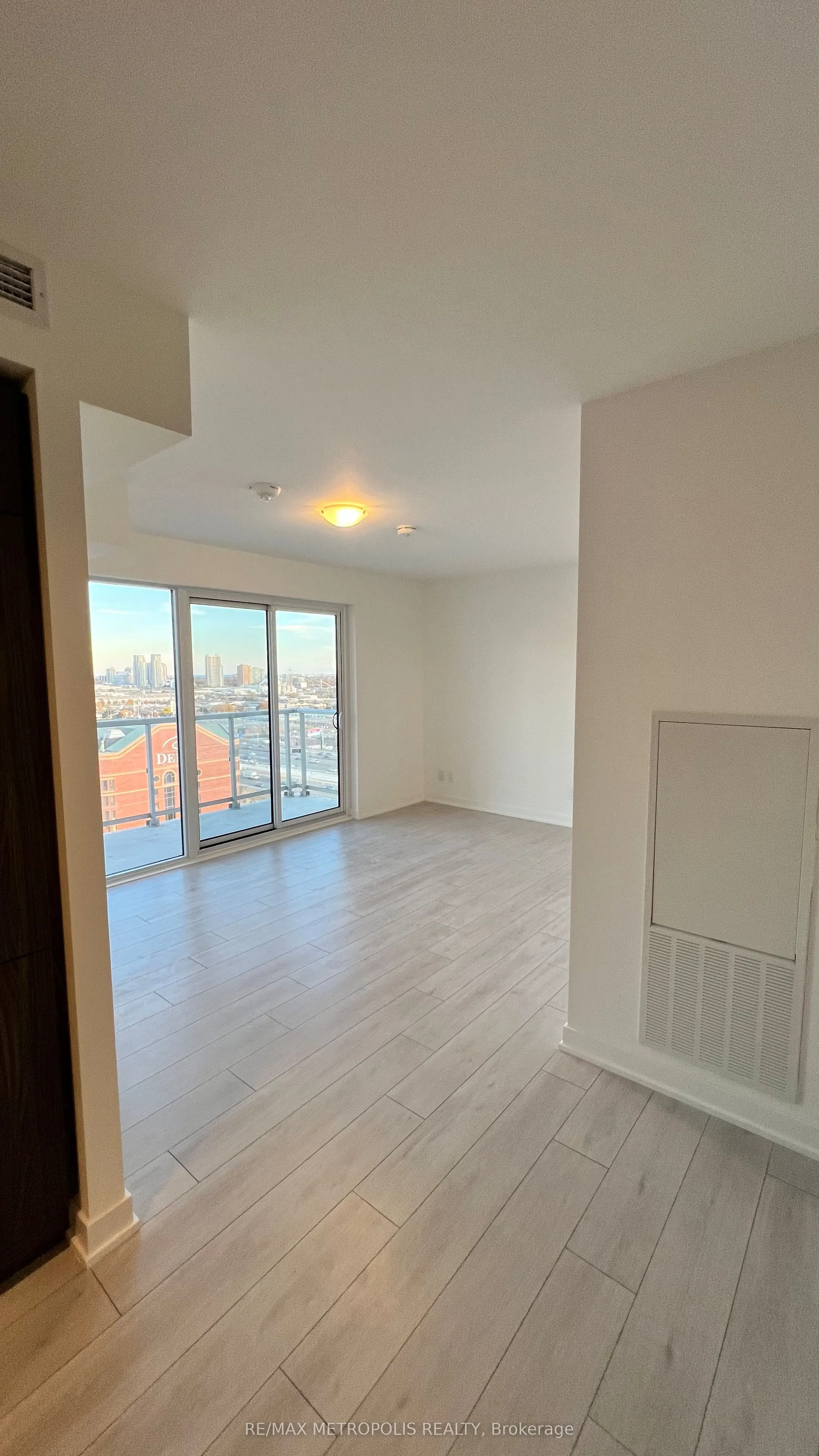 2033 Kennedy Road #2109