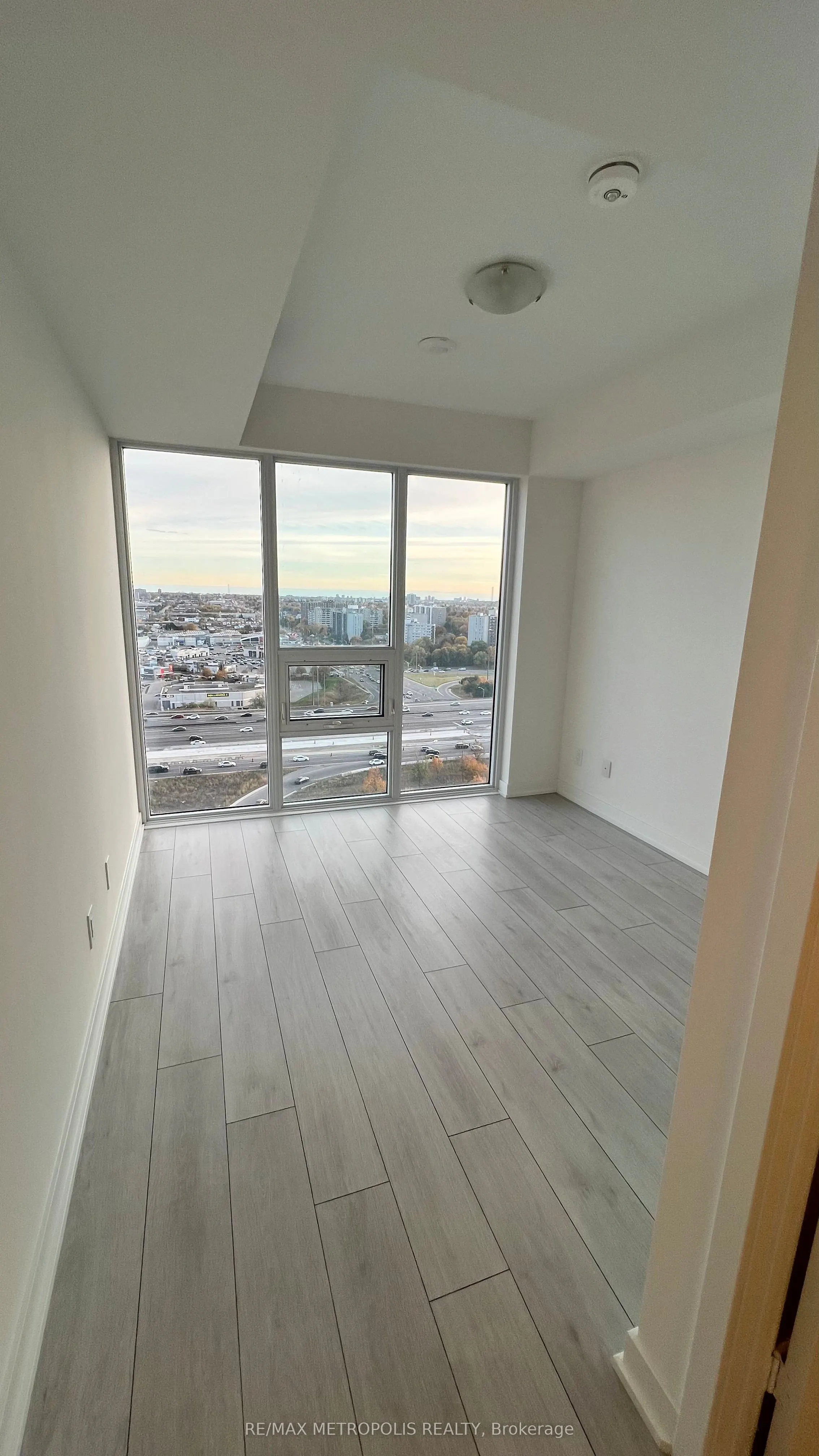 2033 Kennedy Road #2109