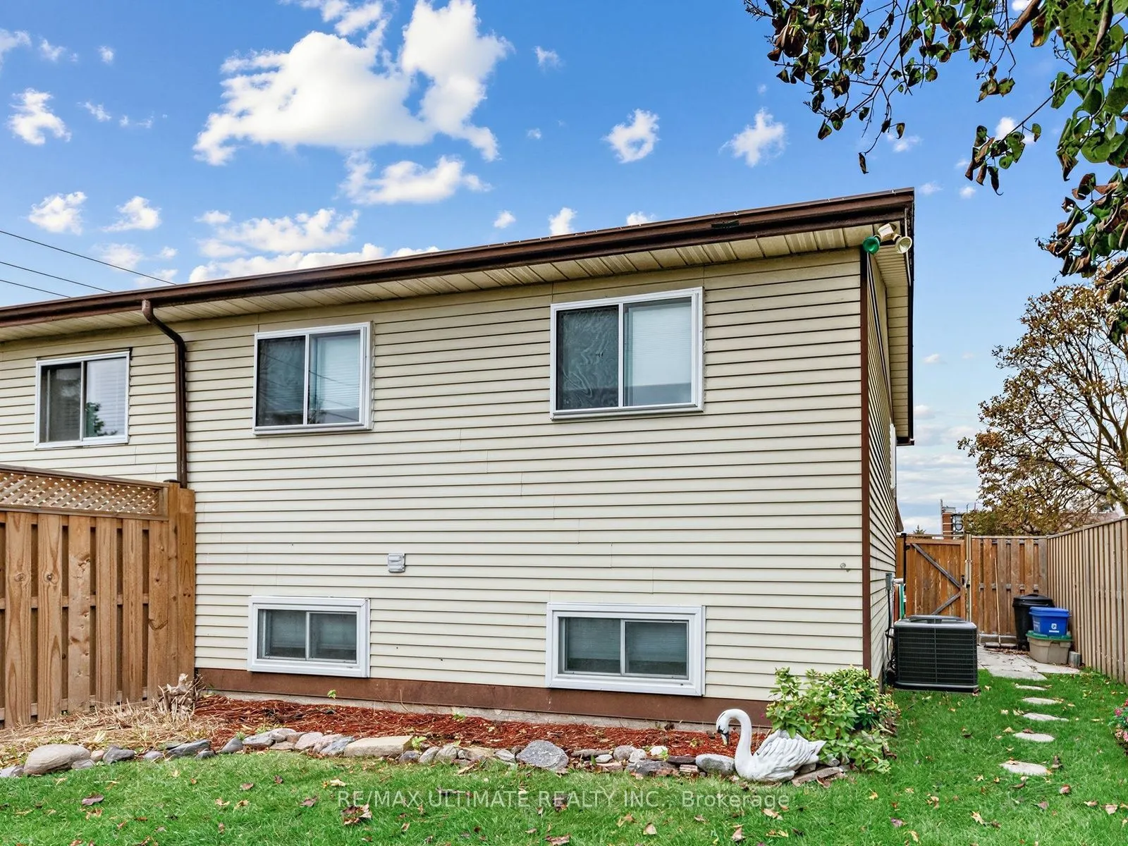 375 Calvert Court