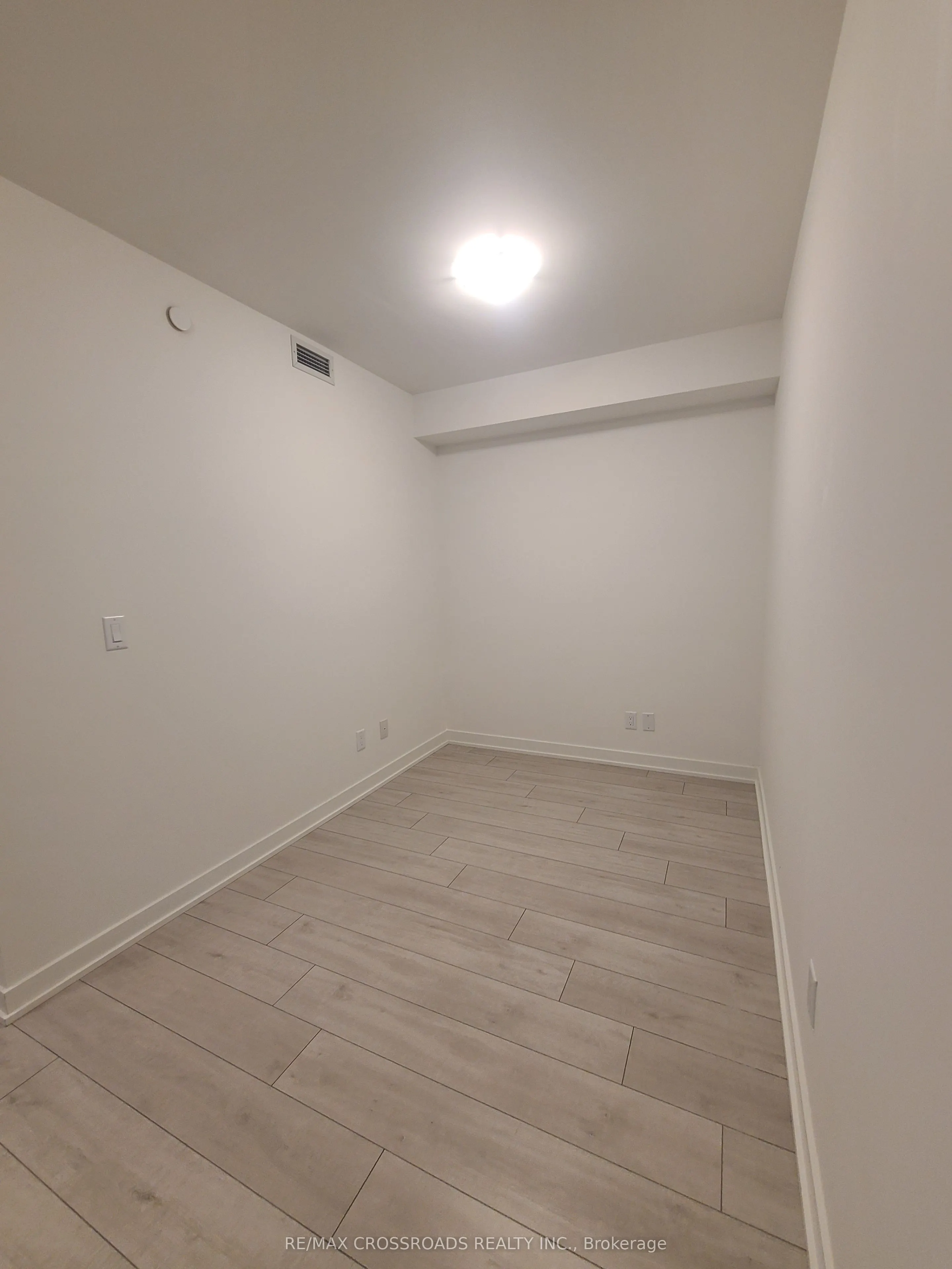 2031 Kennedy Road #2220