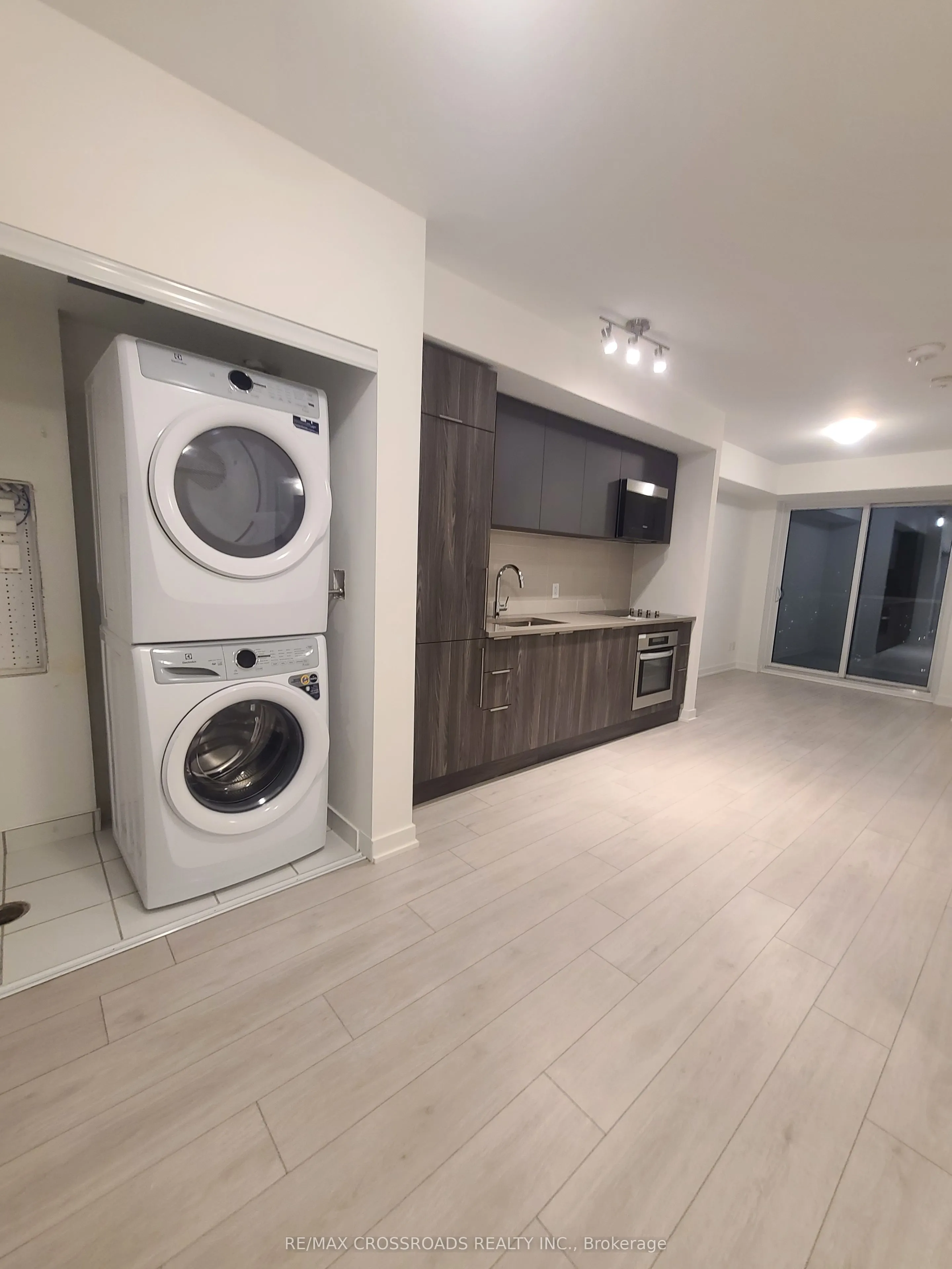 2031 Kennedy Road #2220