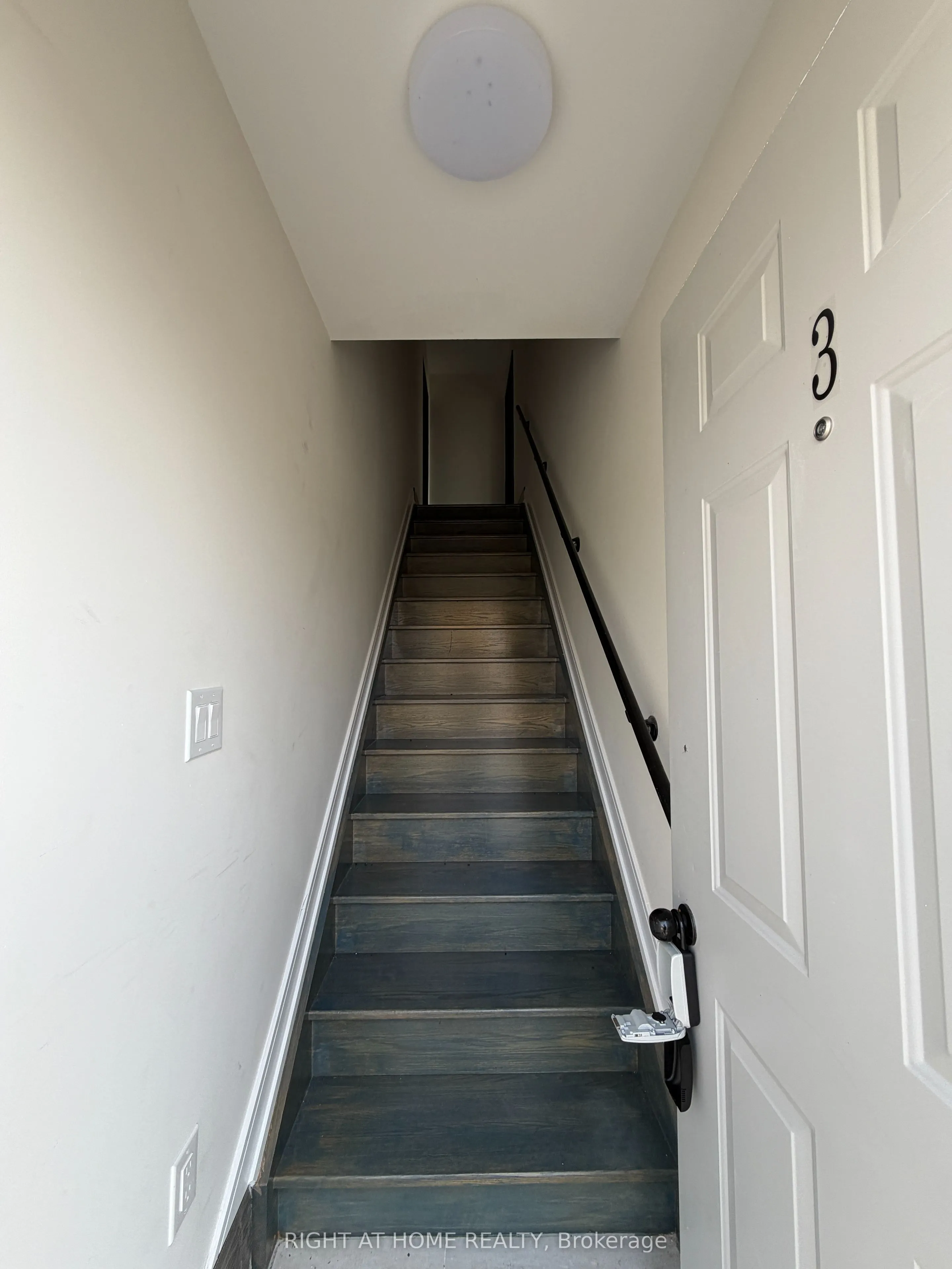 2885 Altona Road #3A