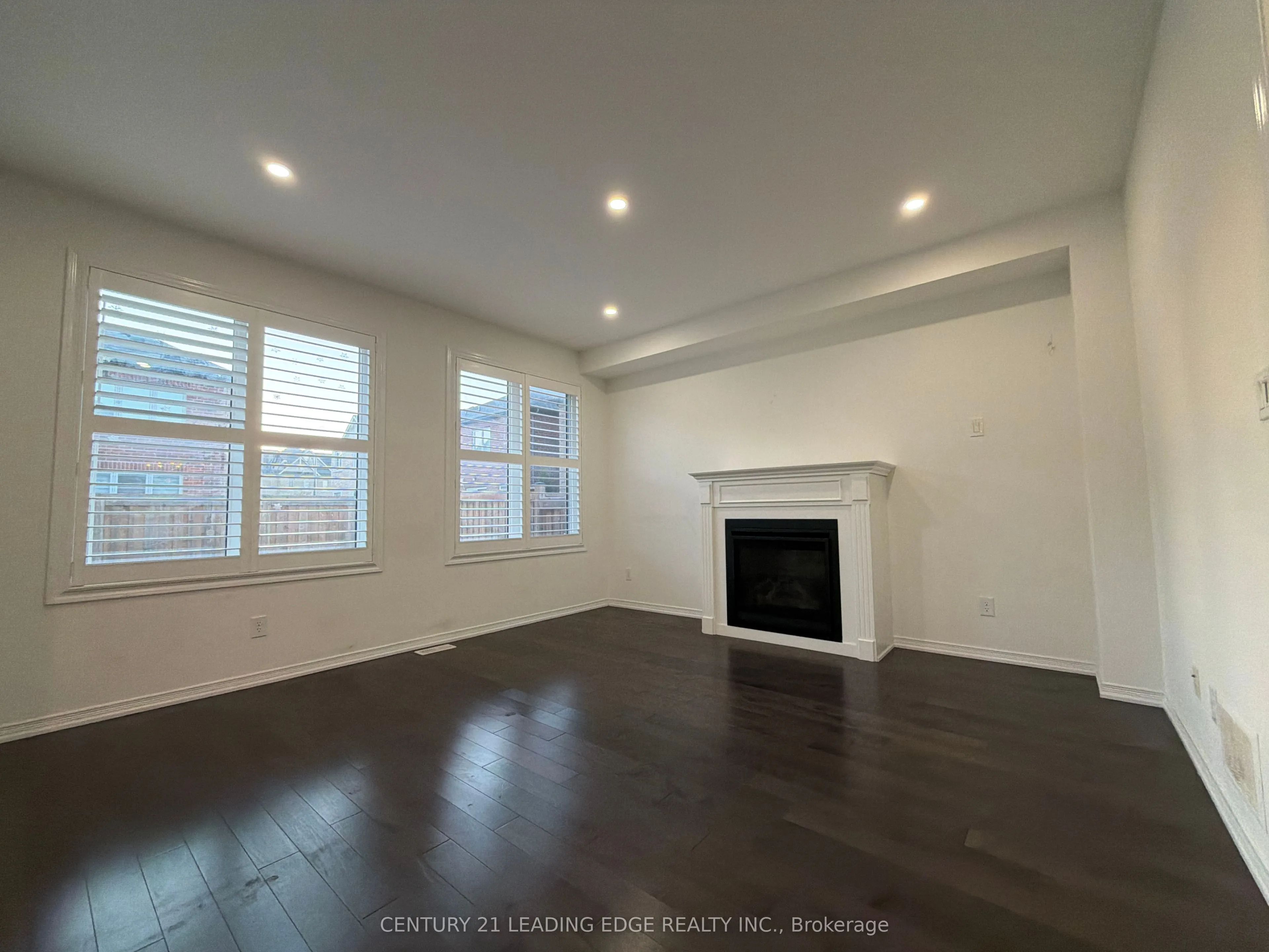 2432 Equestrian Crescent #Main