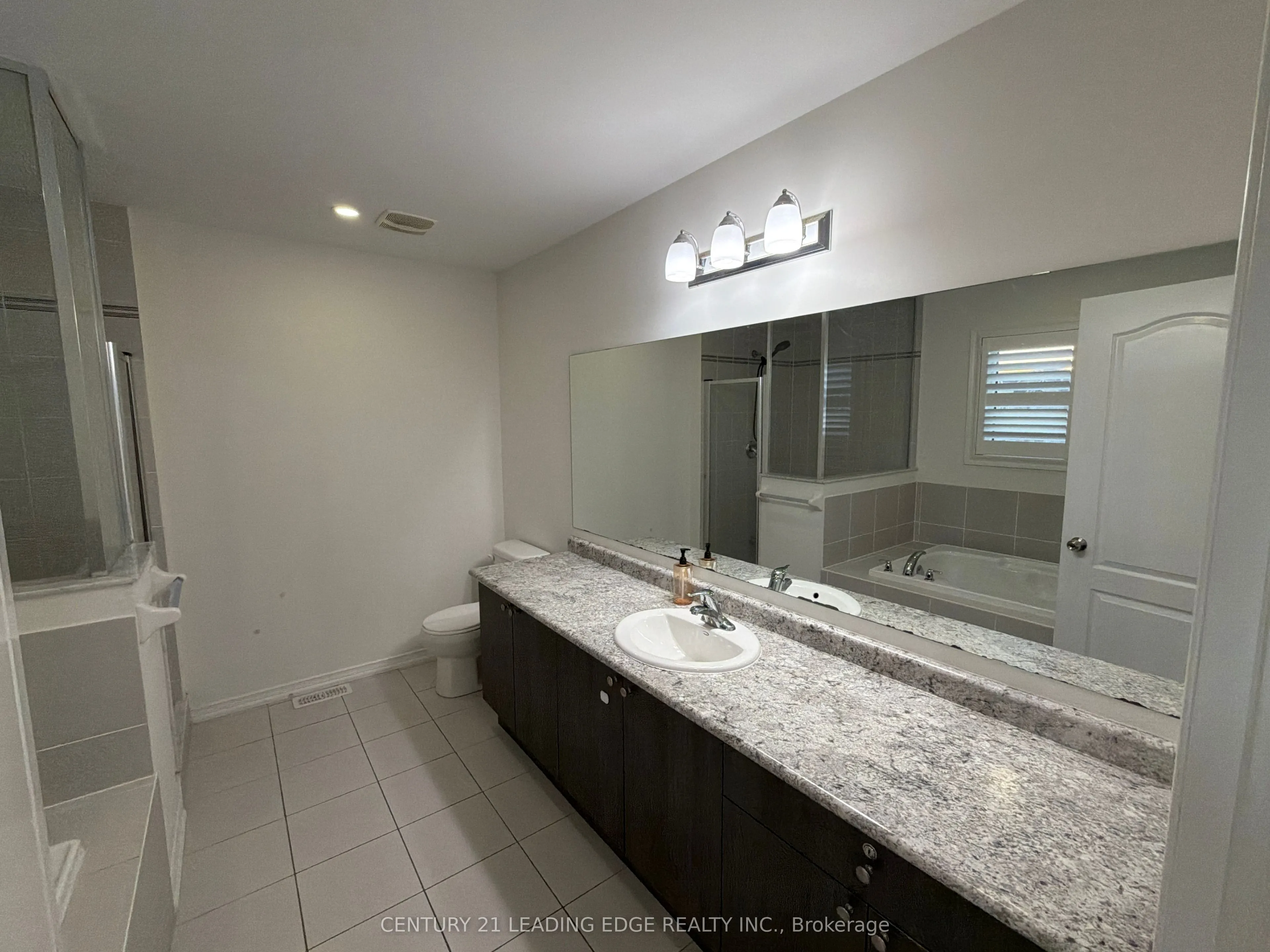 2432 Equestrian Crescent #Main