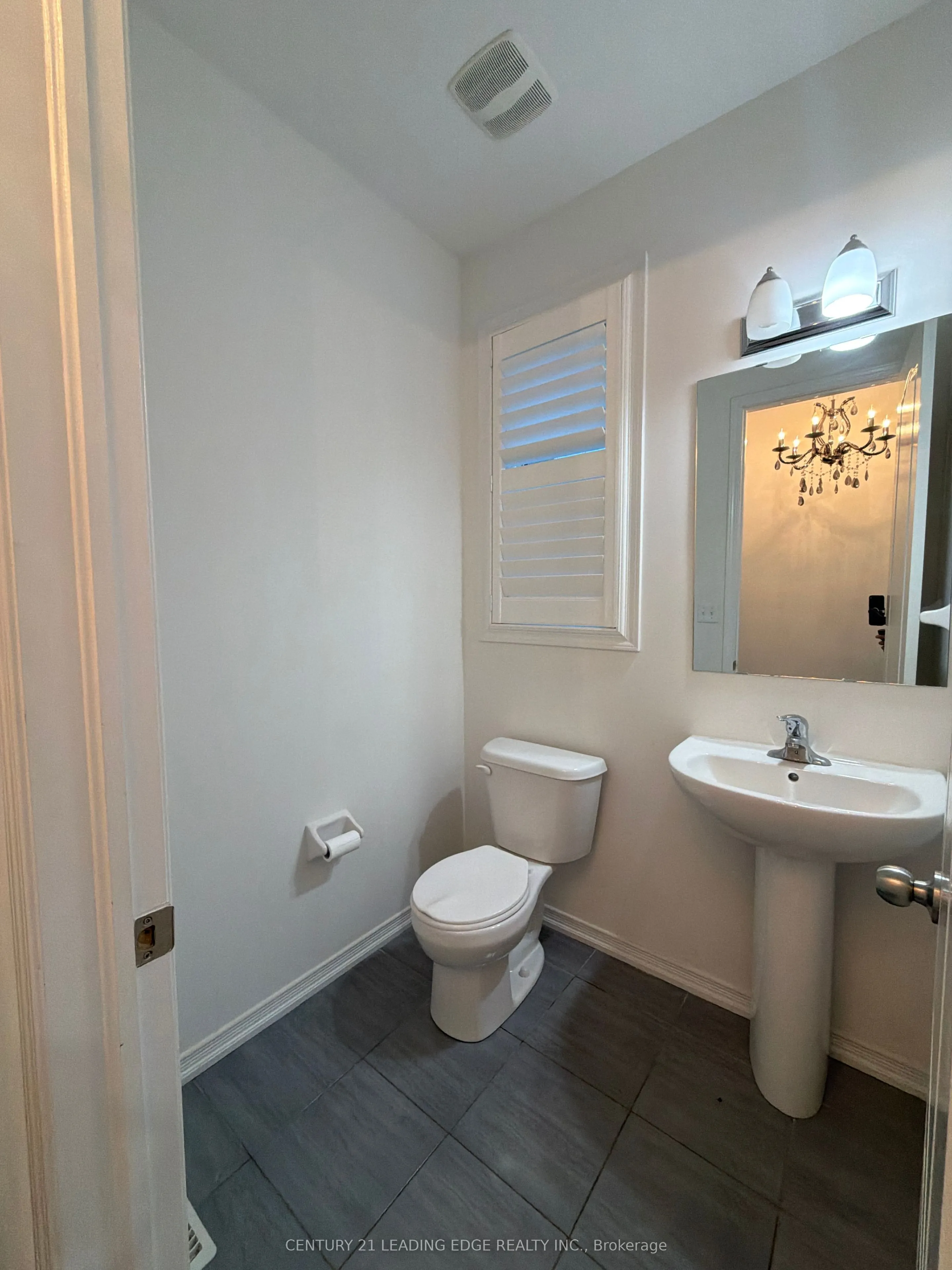 2432 Equestrian Crescent #Main