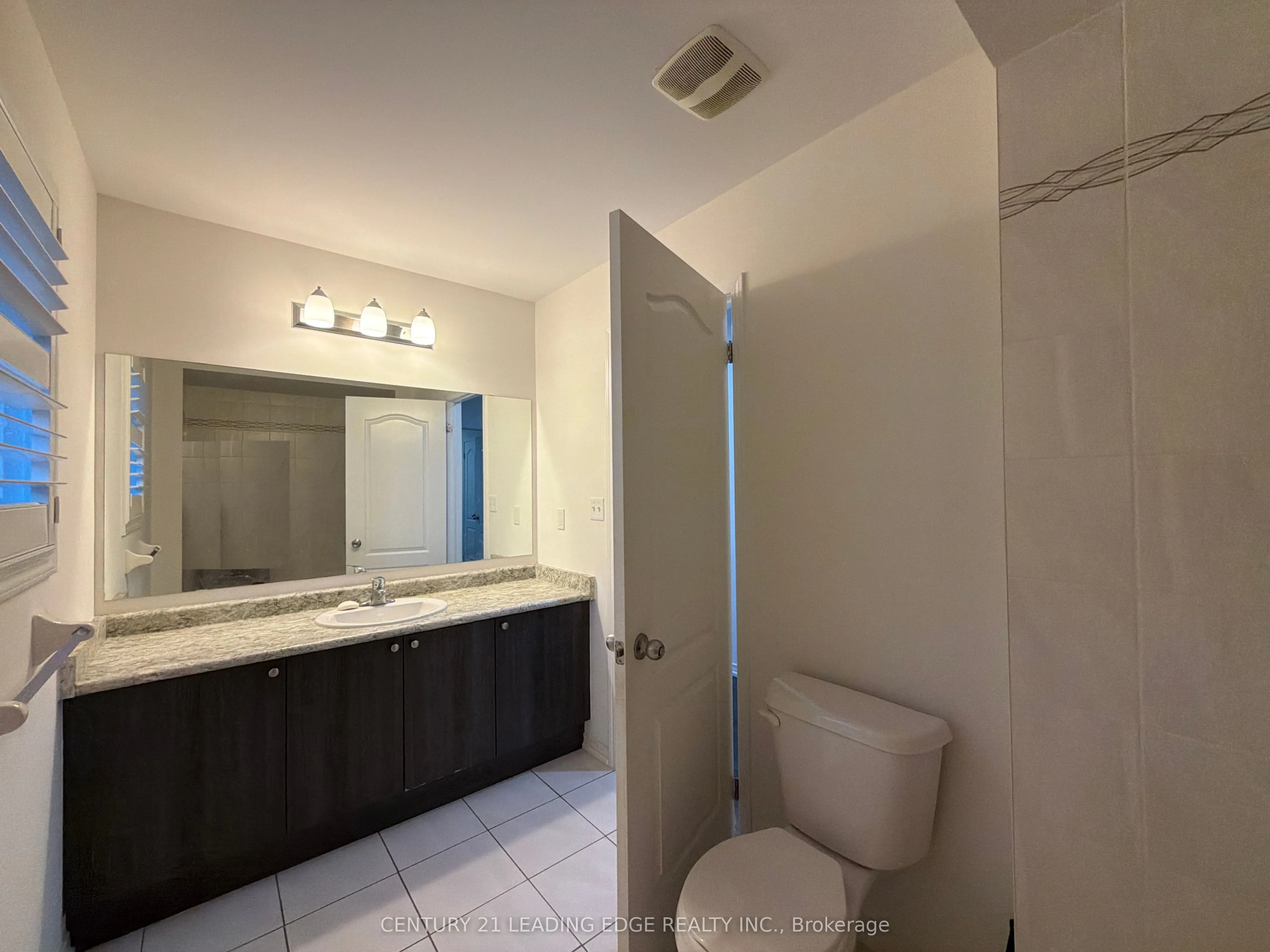 2432 Equestrian Crescent #Main