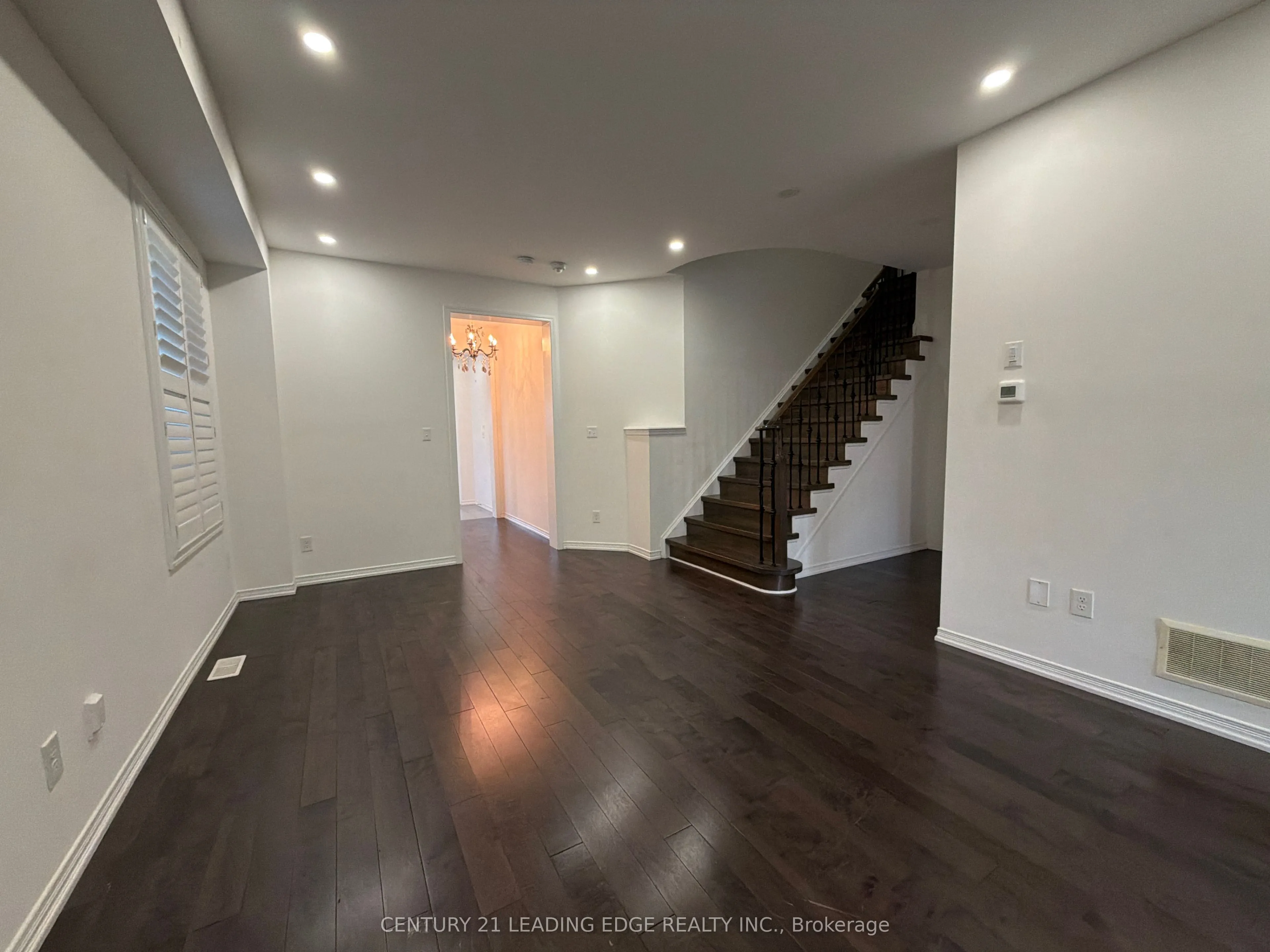 2432 Equestrian Crescent #Main