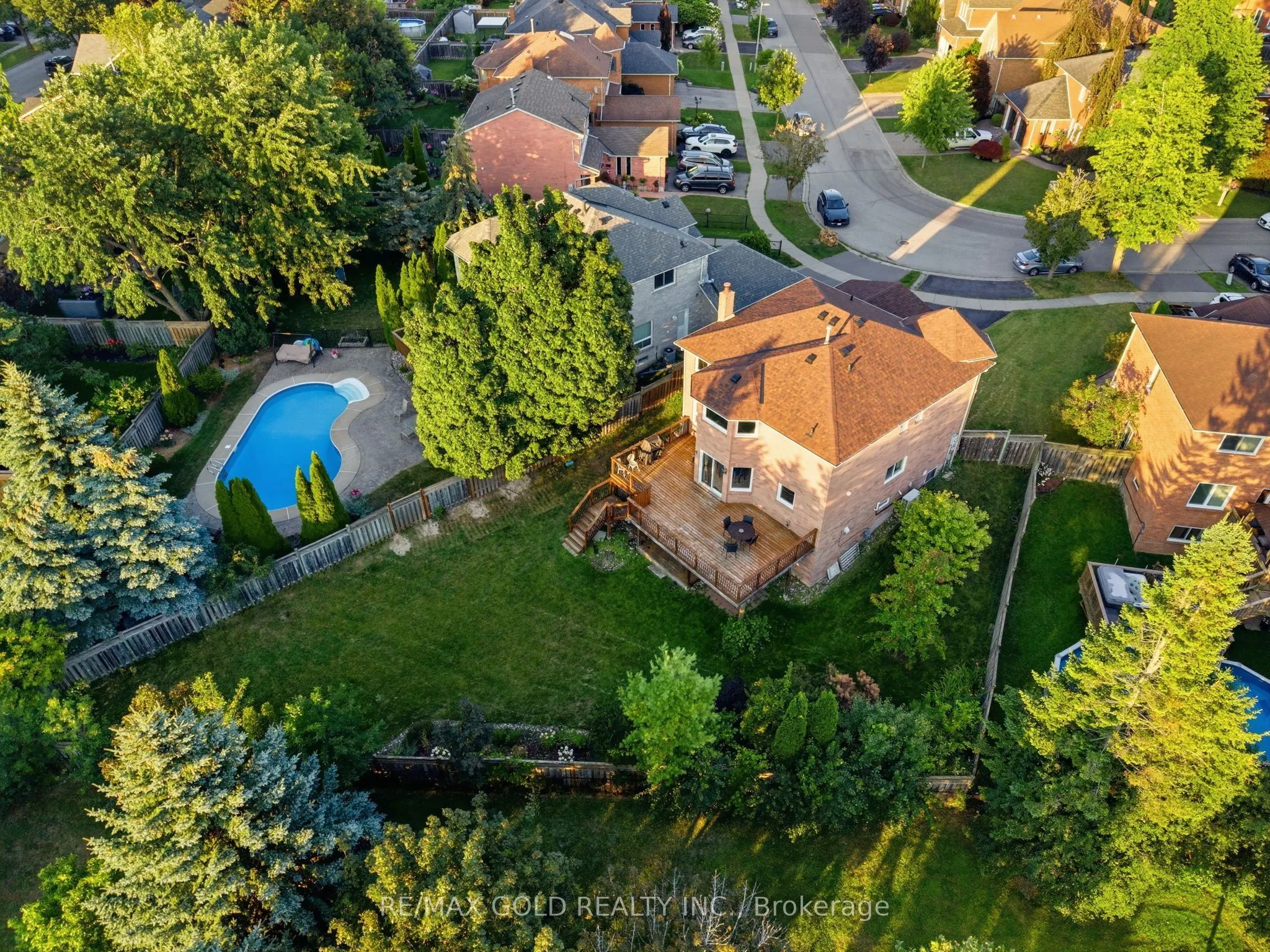 38 Silverbirch Place