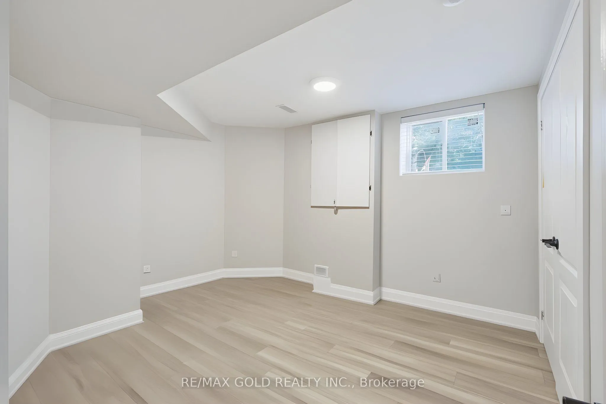 38 Silverbirch Place