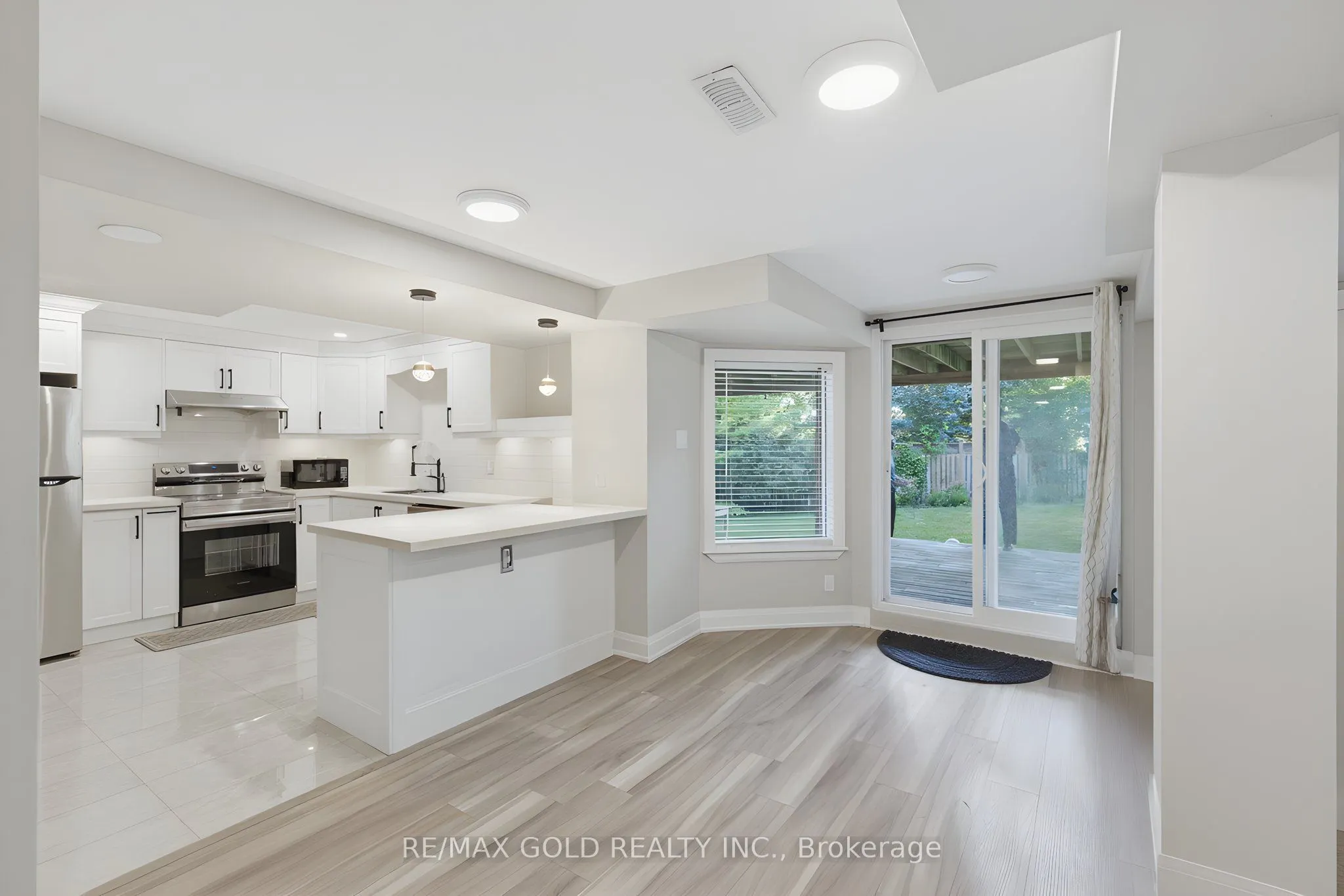 38 Silverbirch Place