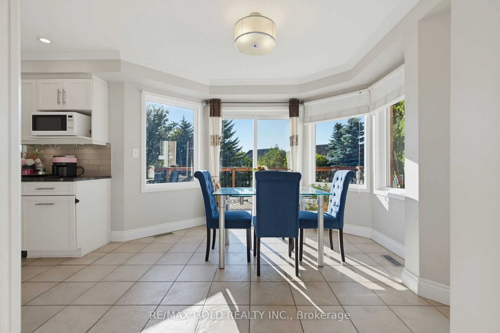 38 Silverbirch Place