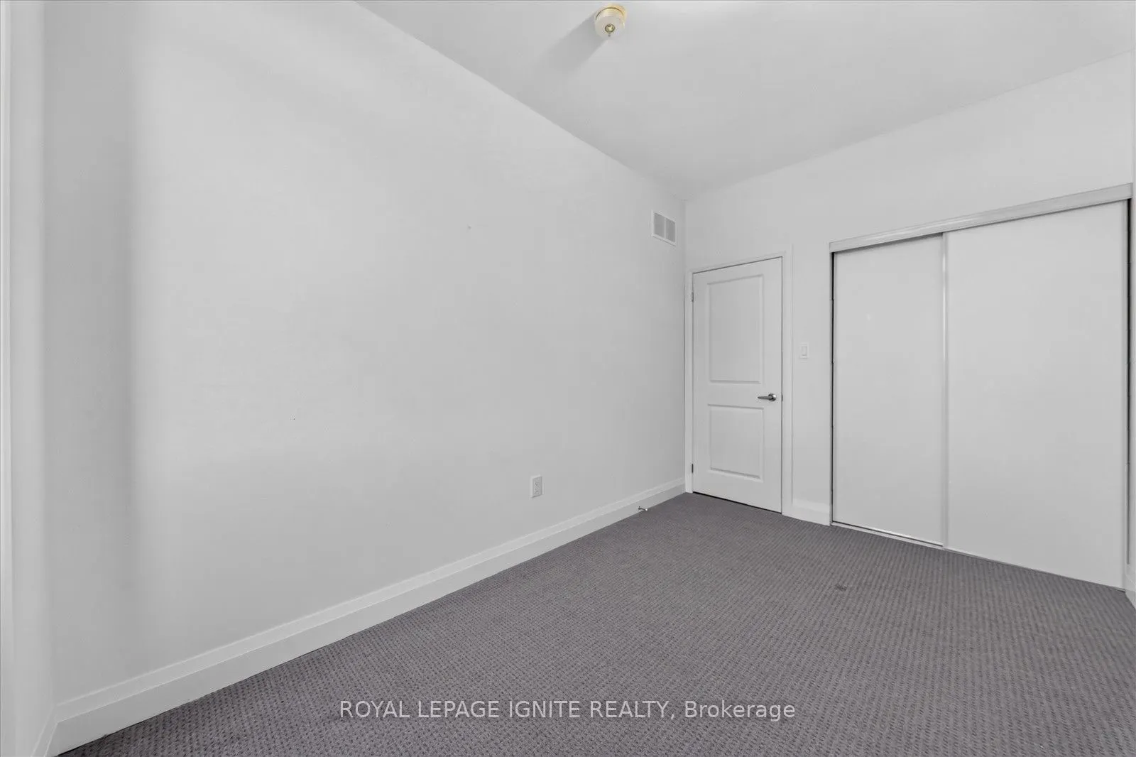 559 Port Darlington Road