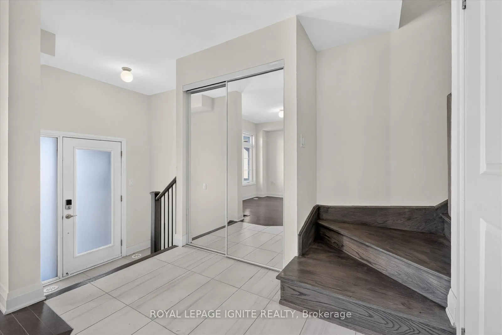 559 Port Darlington Road