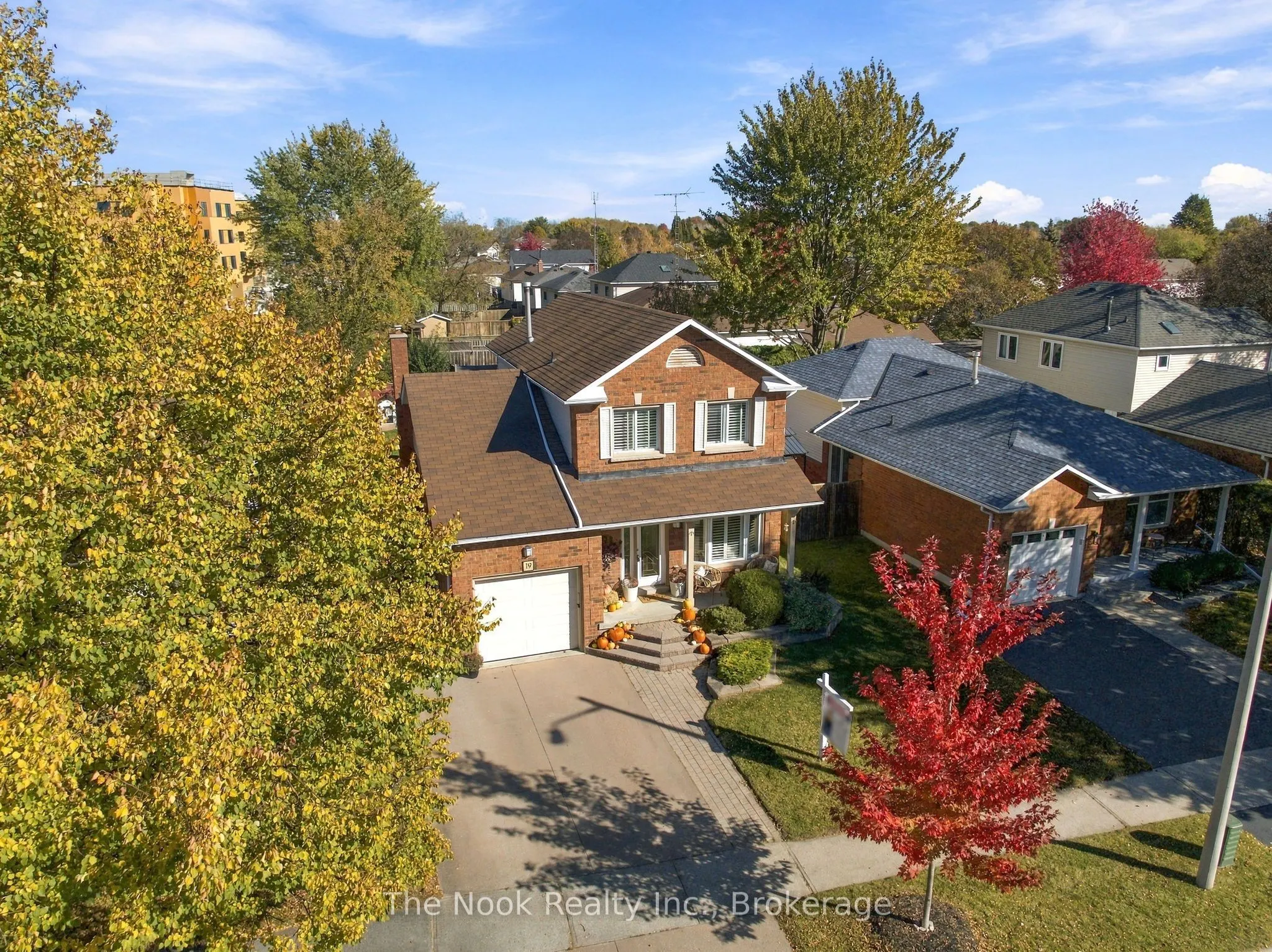 19 Sandringham Drive