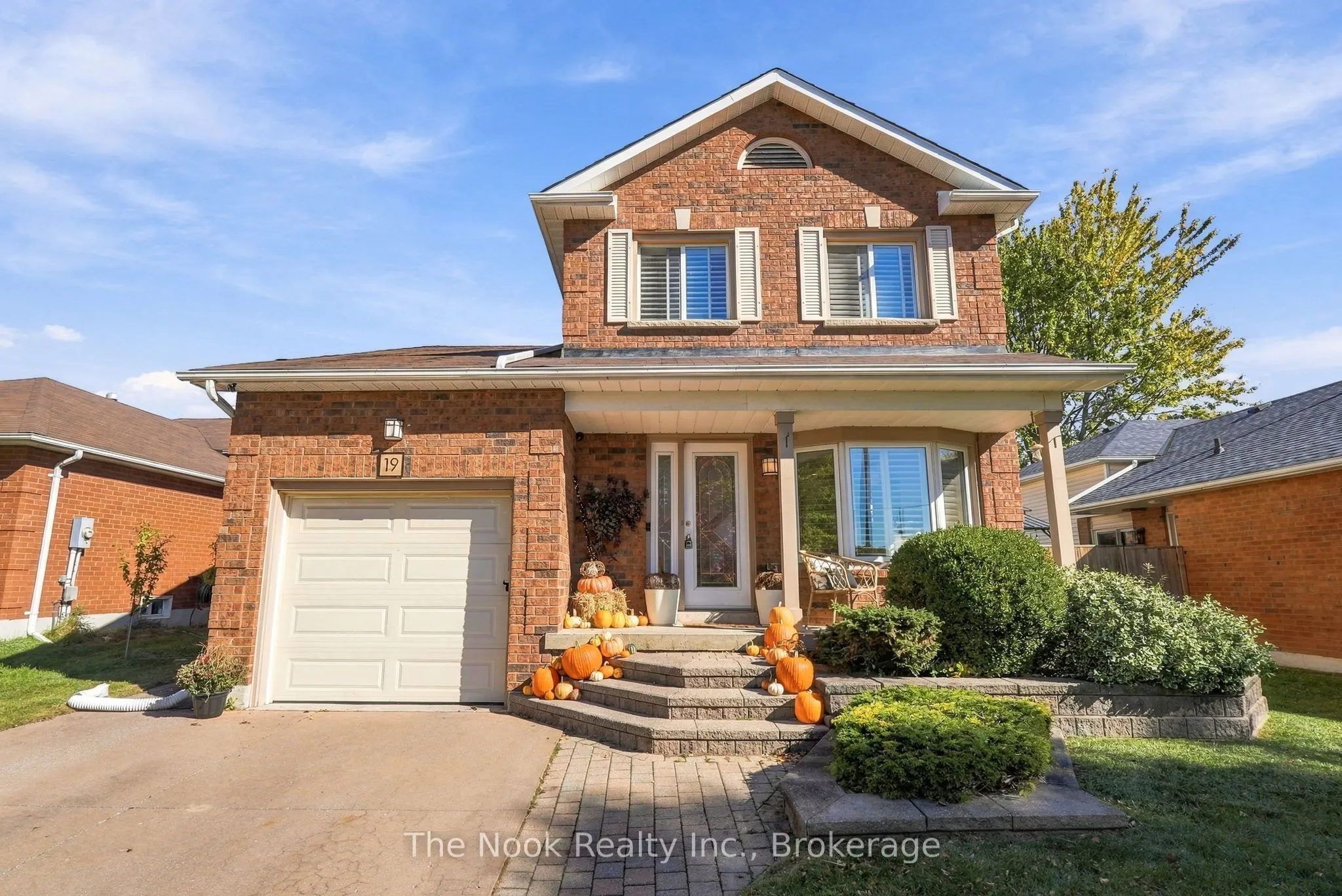19 Sandringham Drive