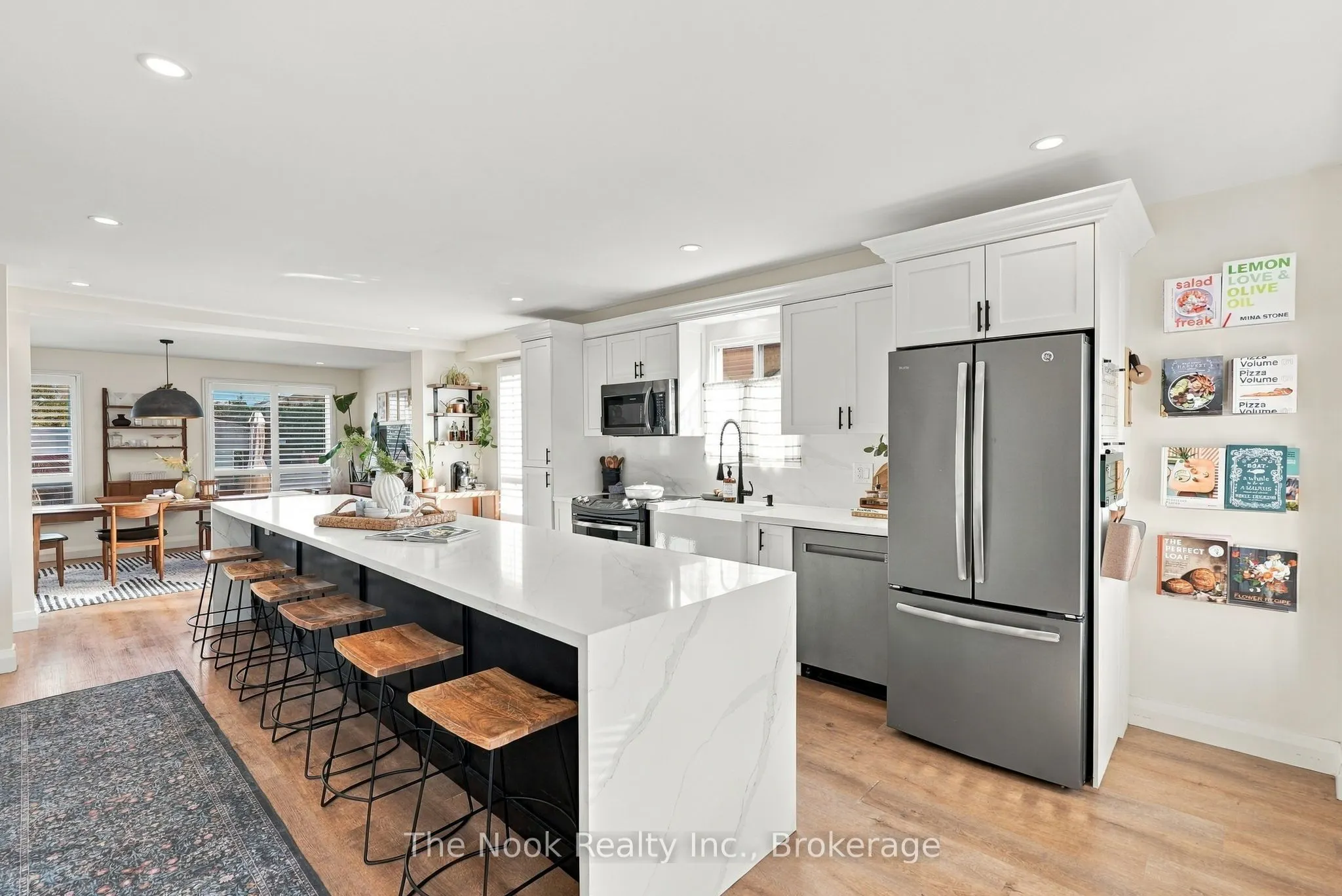 19 Sandringham Drive