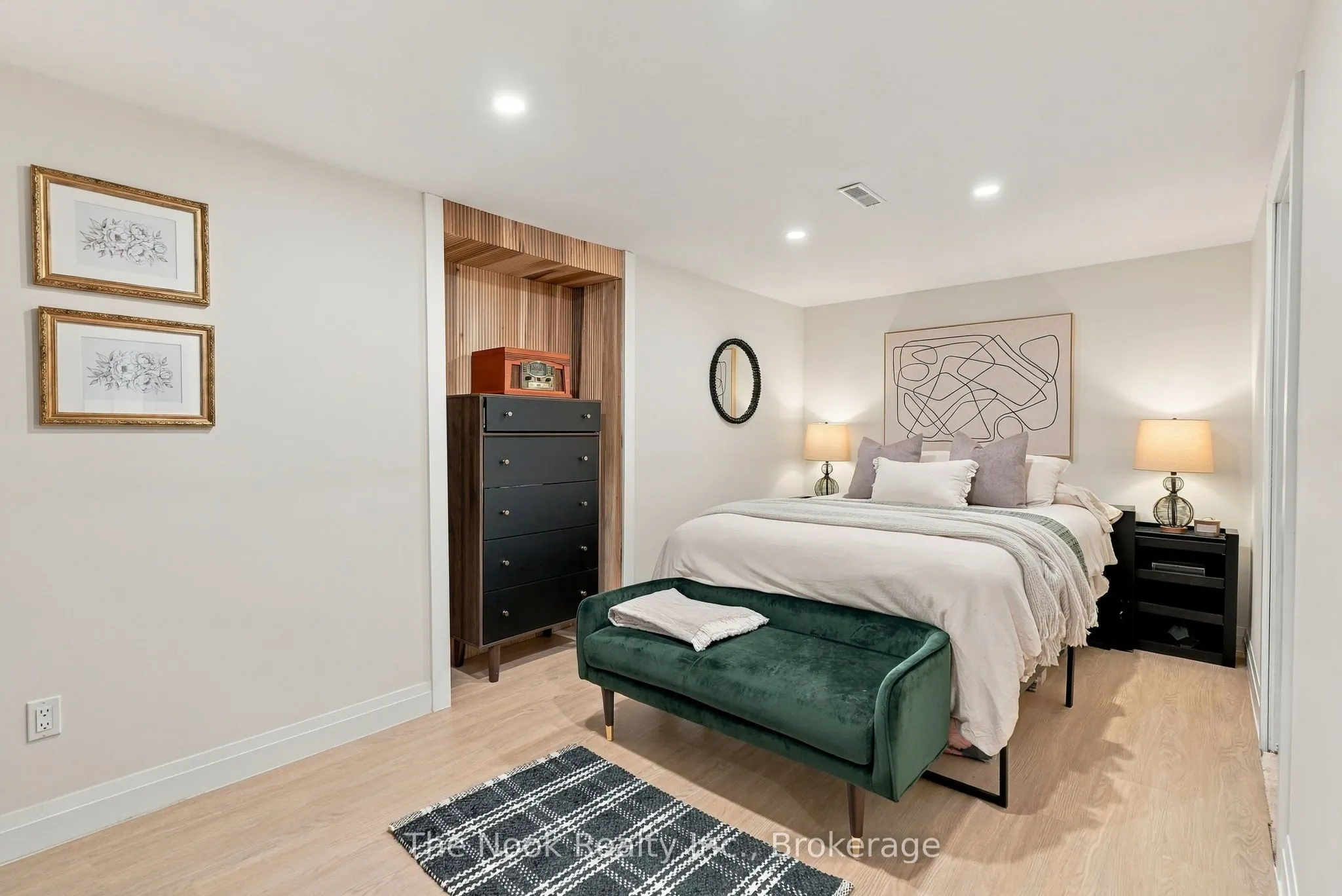 19 Sandringham Drive