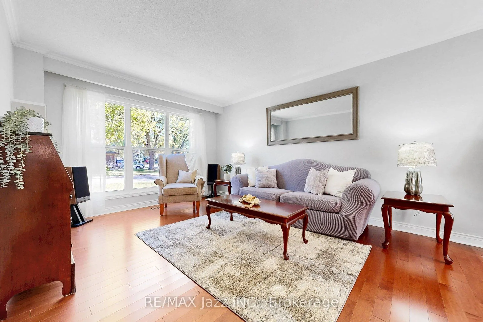 10 Trinity Crescent