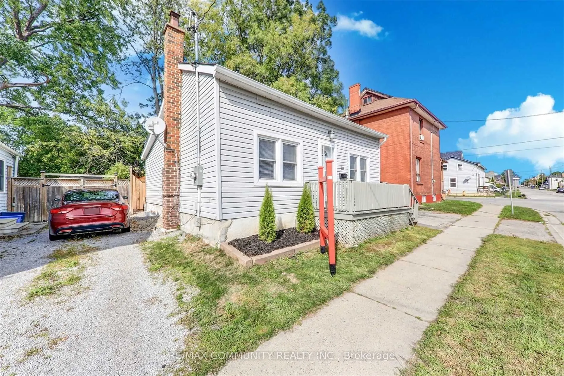 70 Colborne Street W