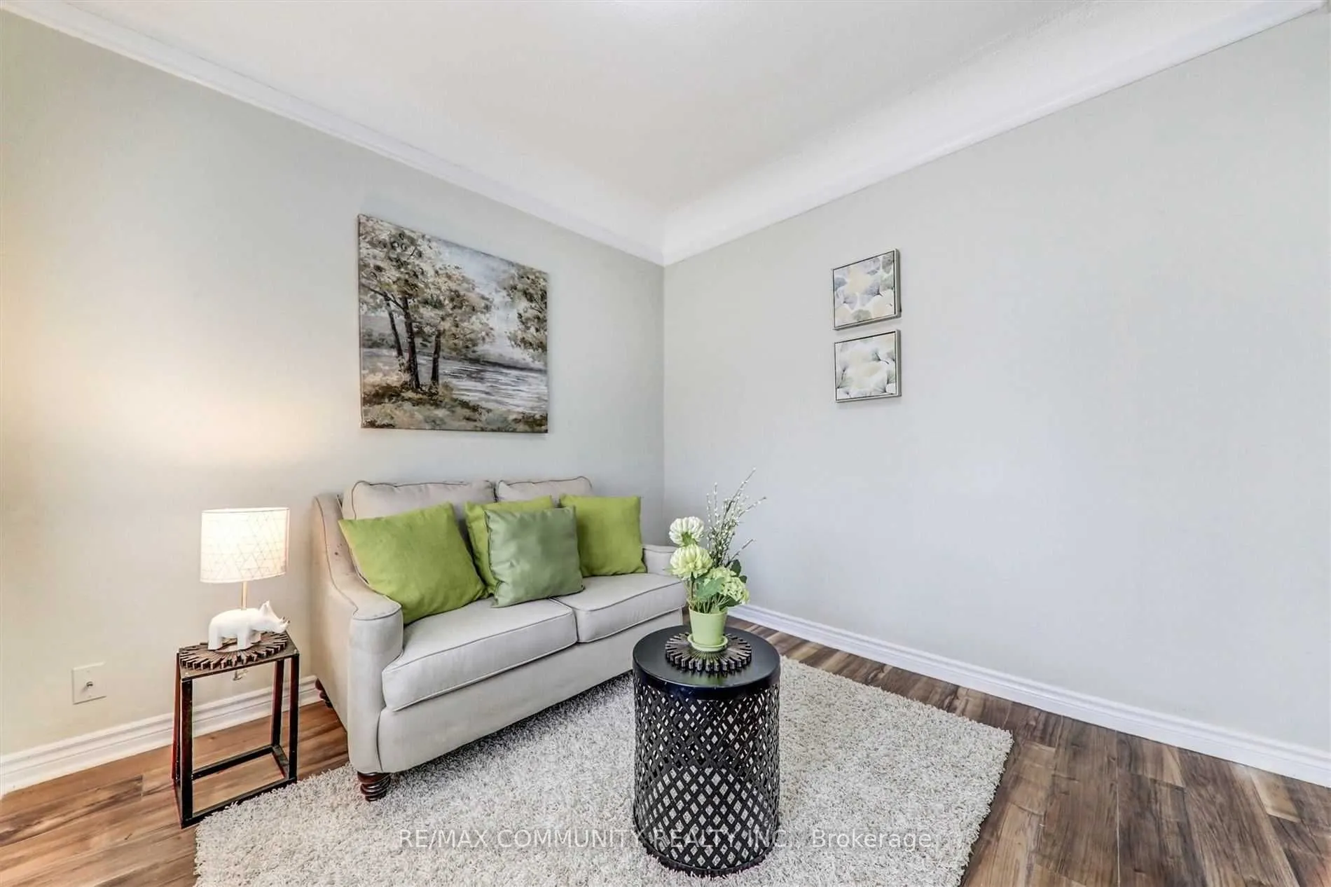 70 Colborne Street W