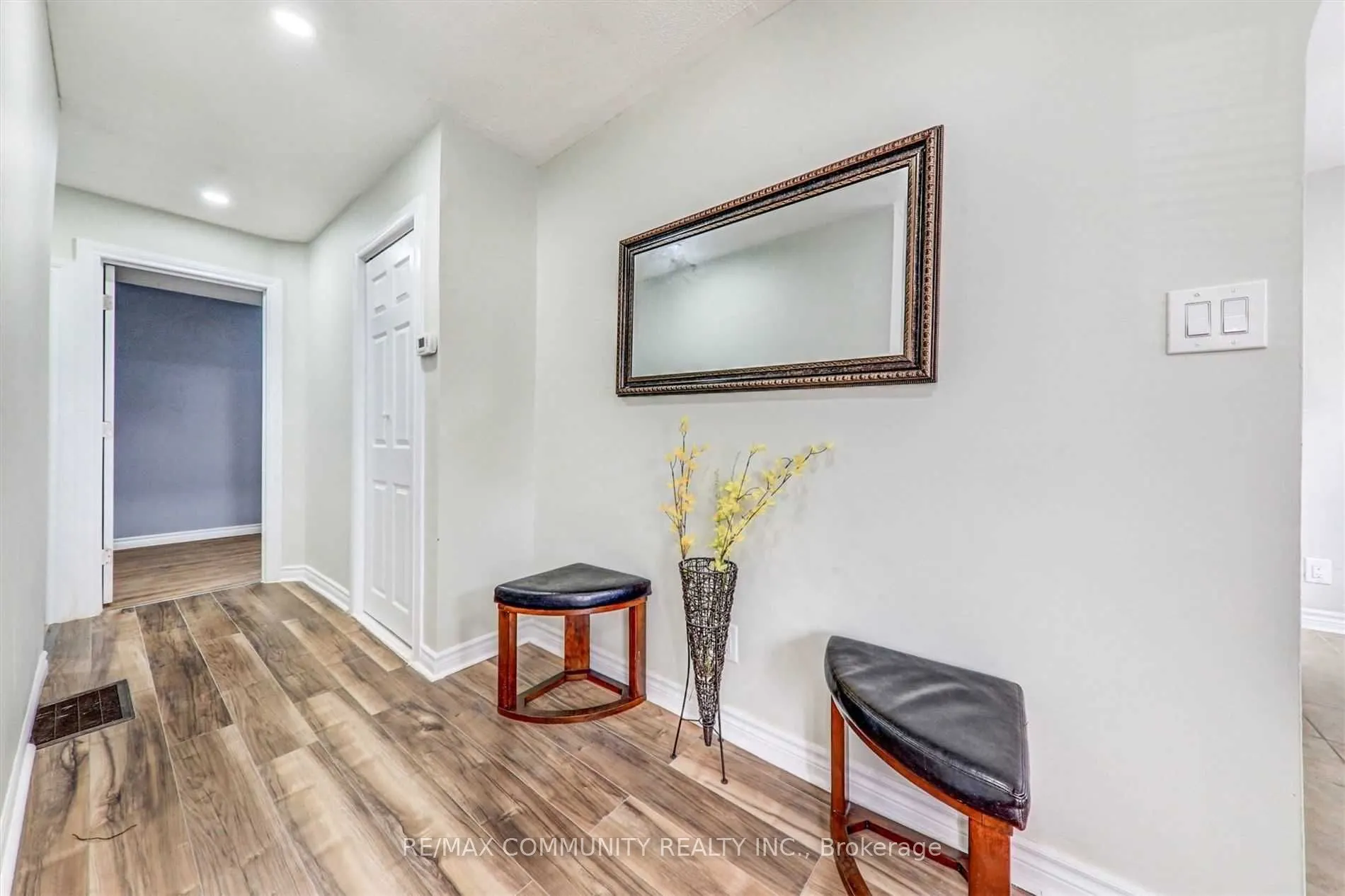 70 Colborne Street W