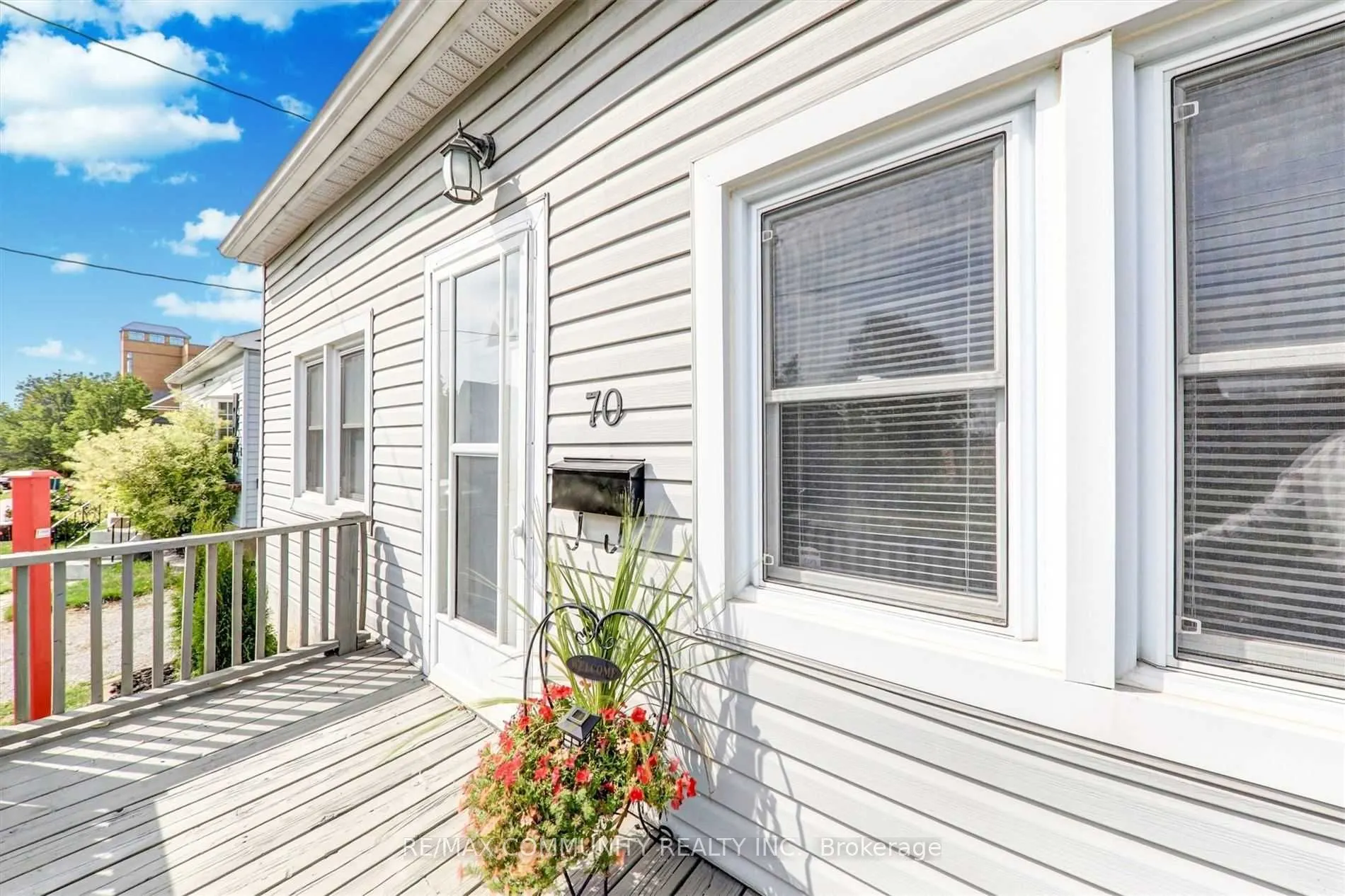 70 Colborne Street W