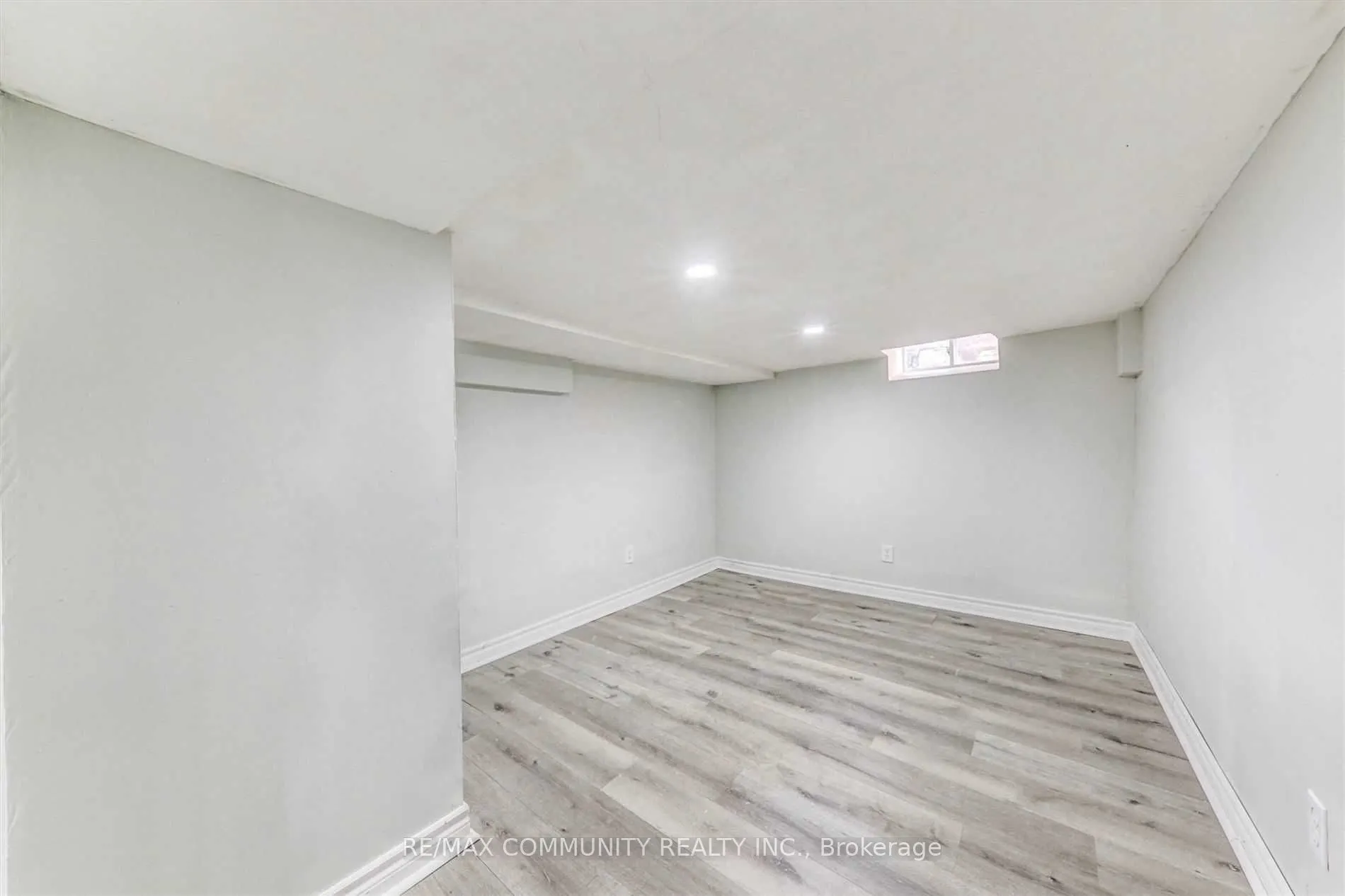 70 Colborne Street W