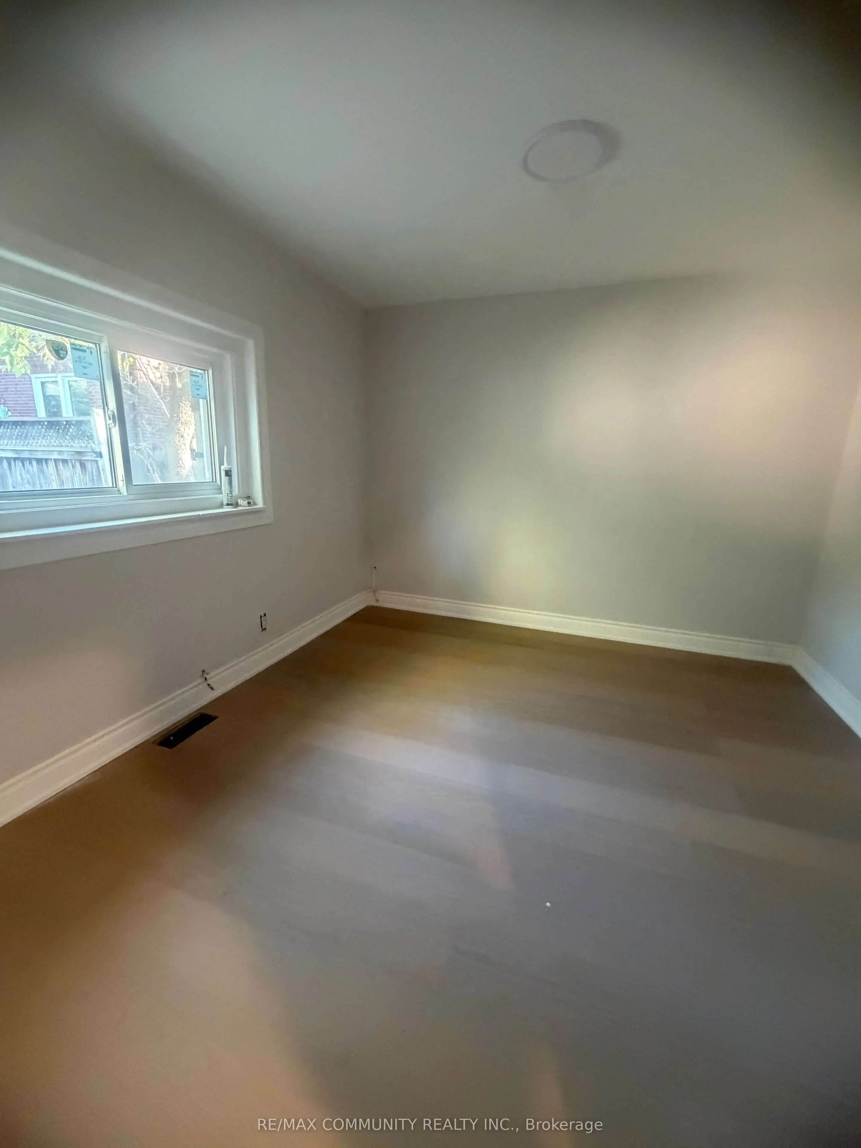 70 Colborne Street W