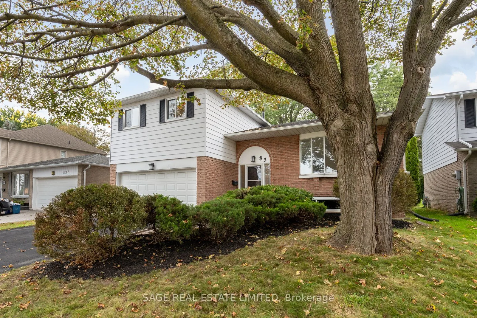 83 Waverley Road