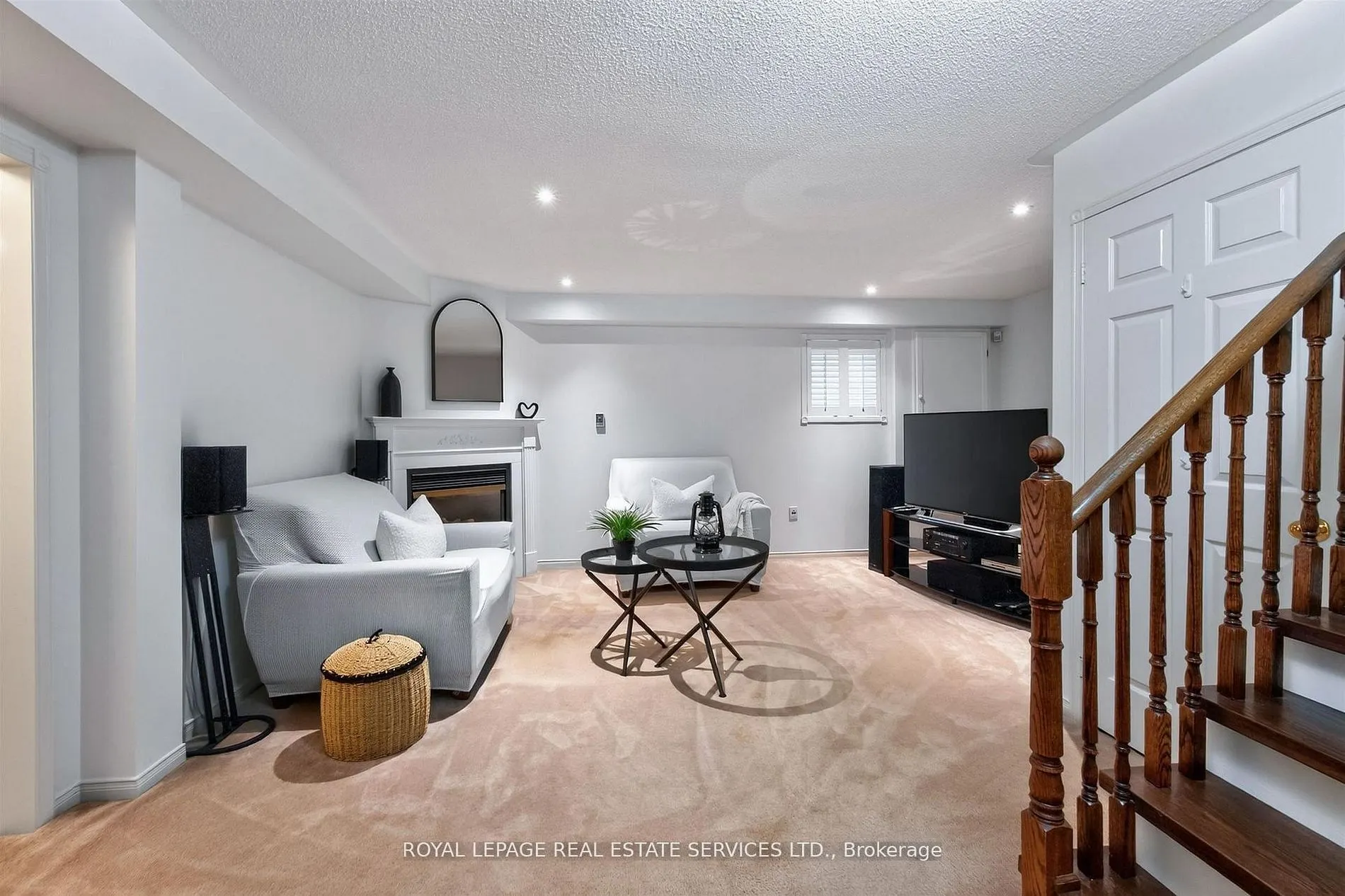 45 Rosemarie Crescent