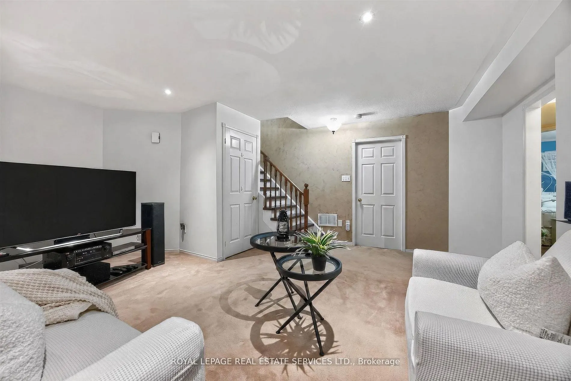 45 Rosemarie Crescent