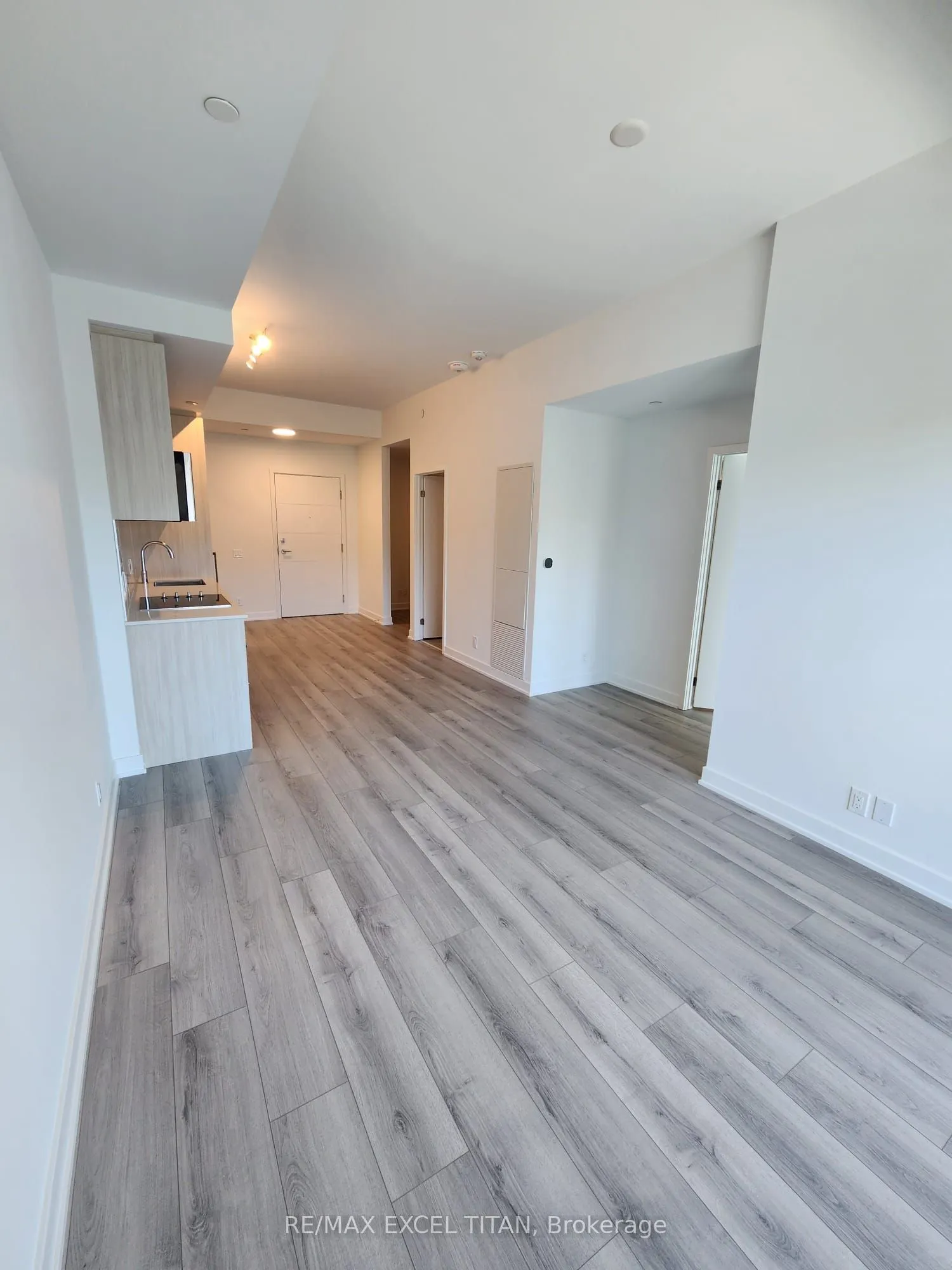 20 Deans Drive S #307