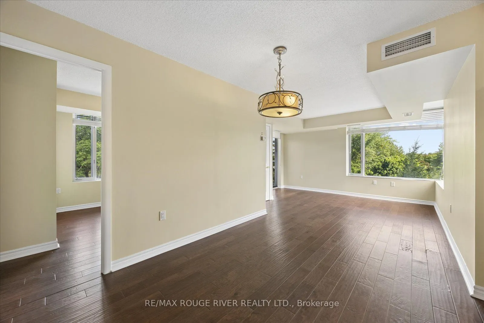 452 Scarborough Golf Club Road #405
