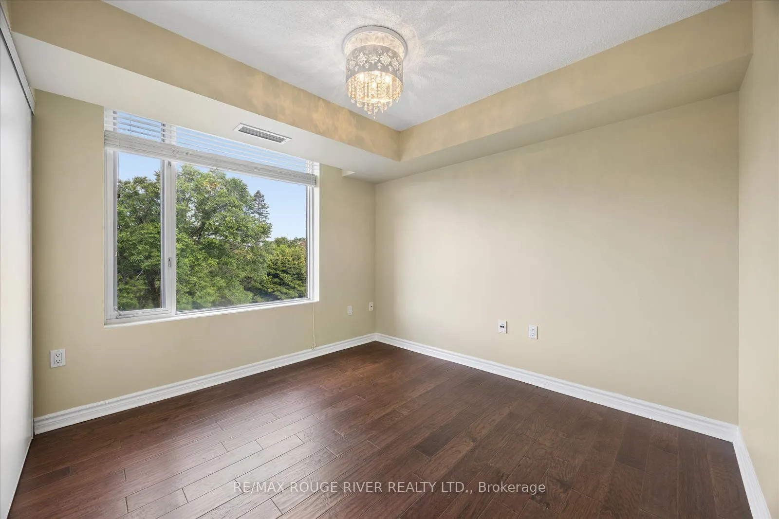 452 Scarborough Golf Club Road #405