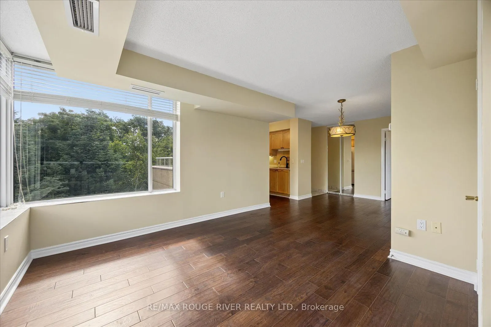 452 Scarborough Golf Club Road #405
