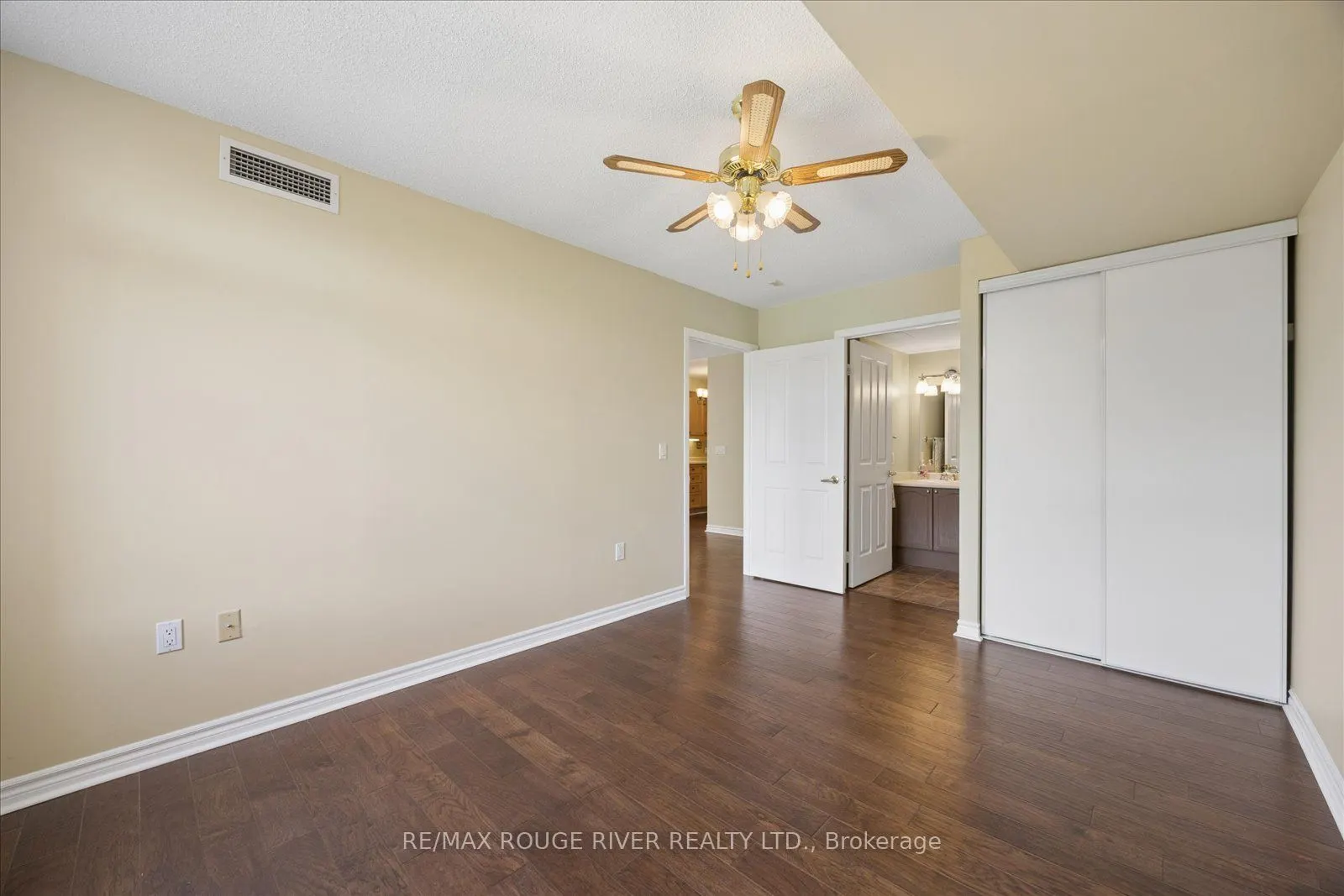 452 Scarborough Golf Club Road #405