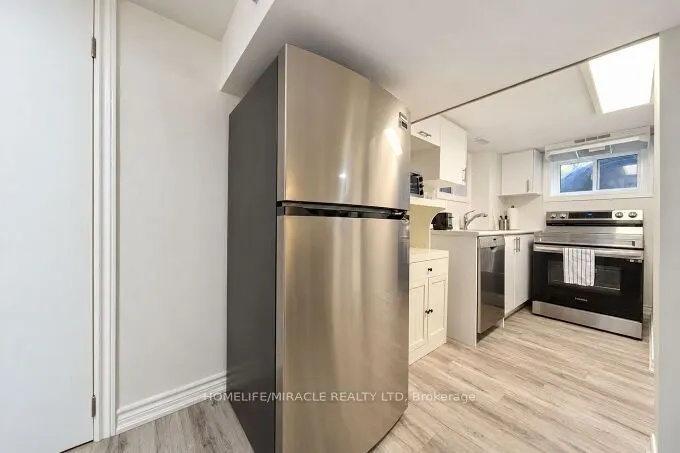 55 Park Road N