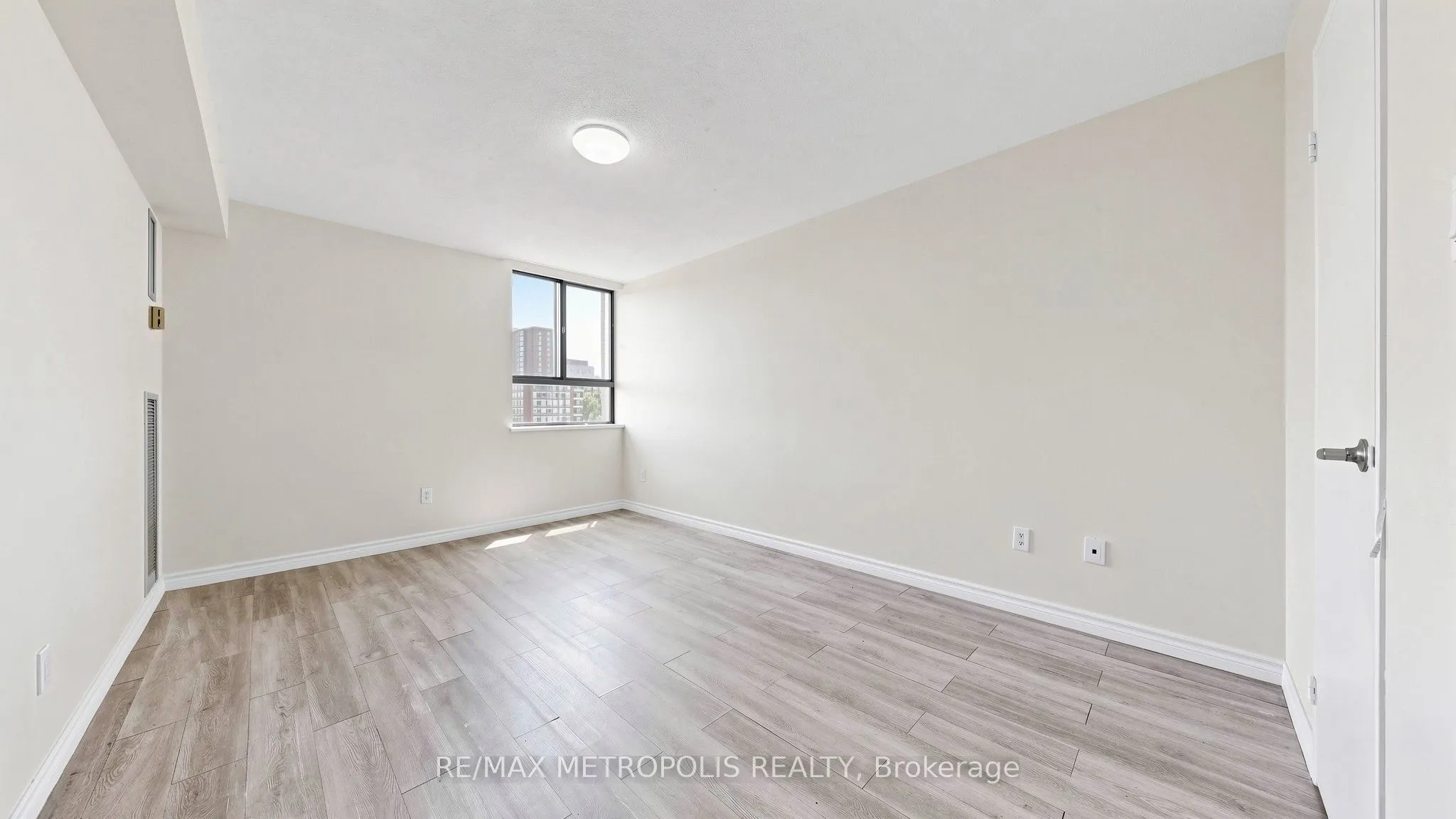 121 Trudelle Street #405