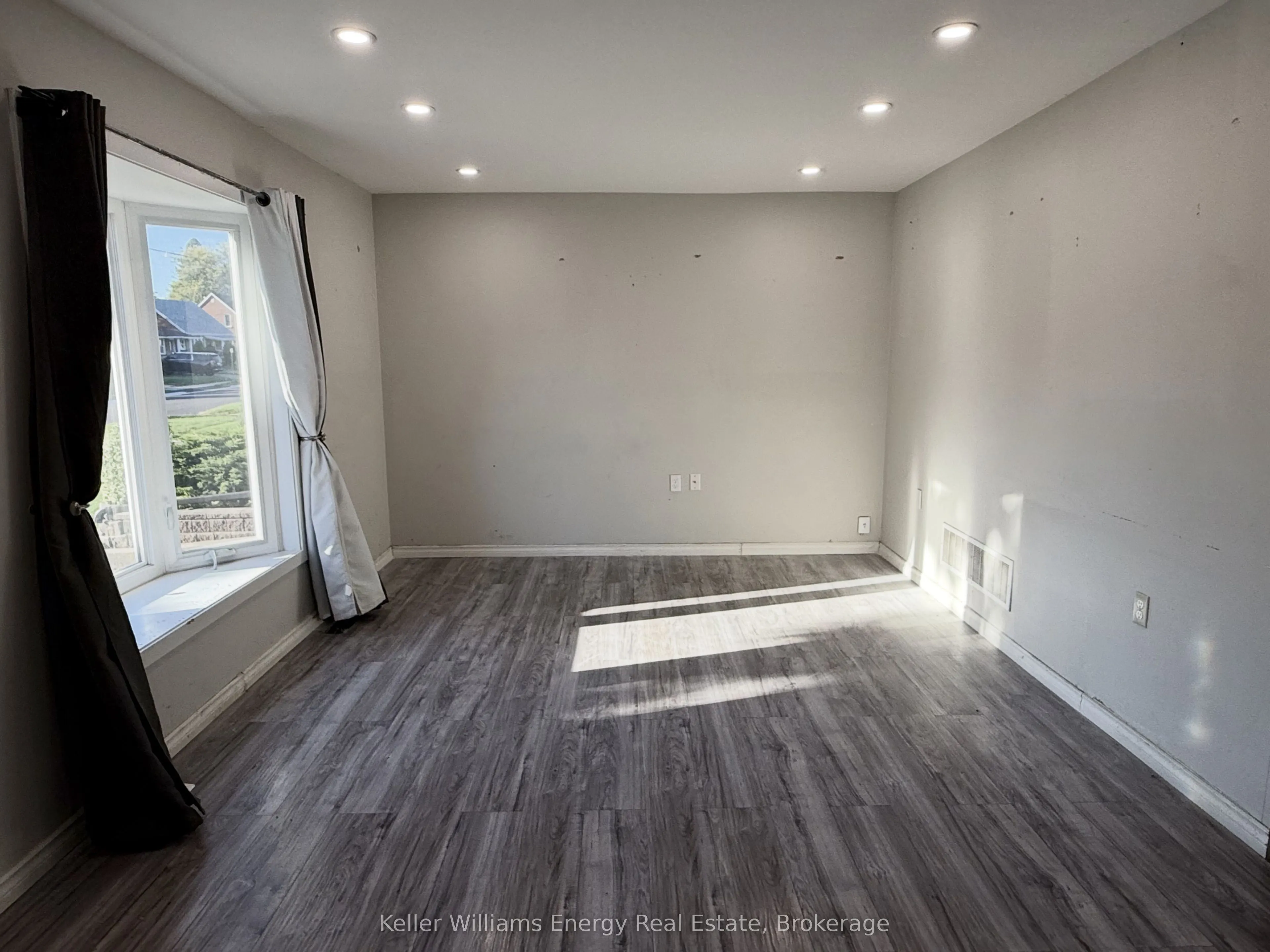 273 Wilson Road S #Main