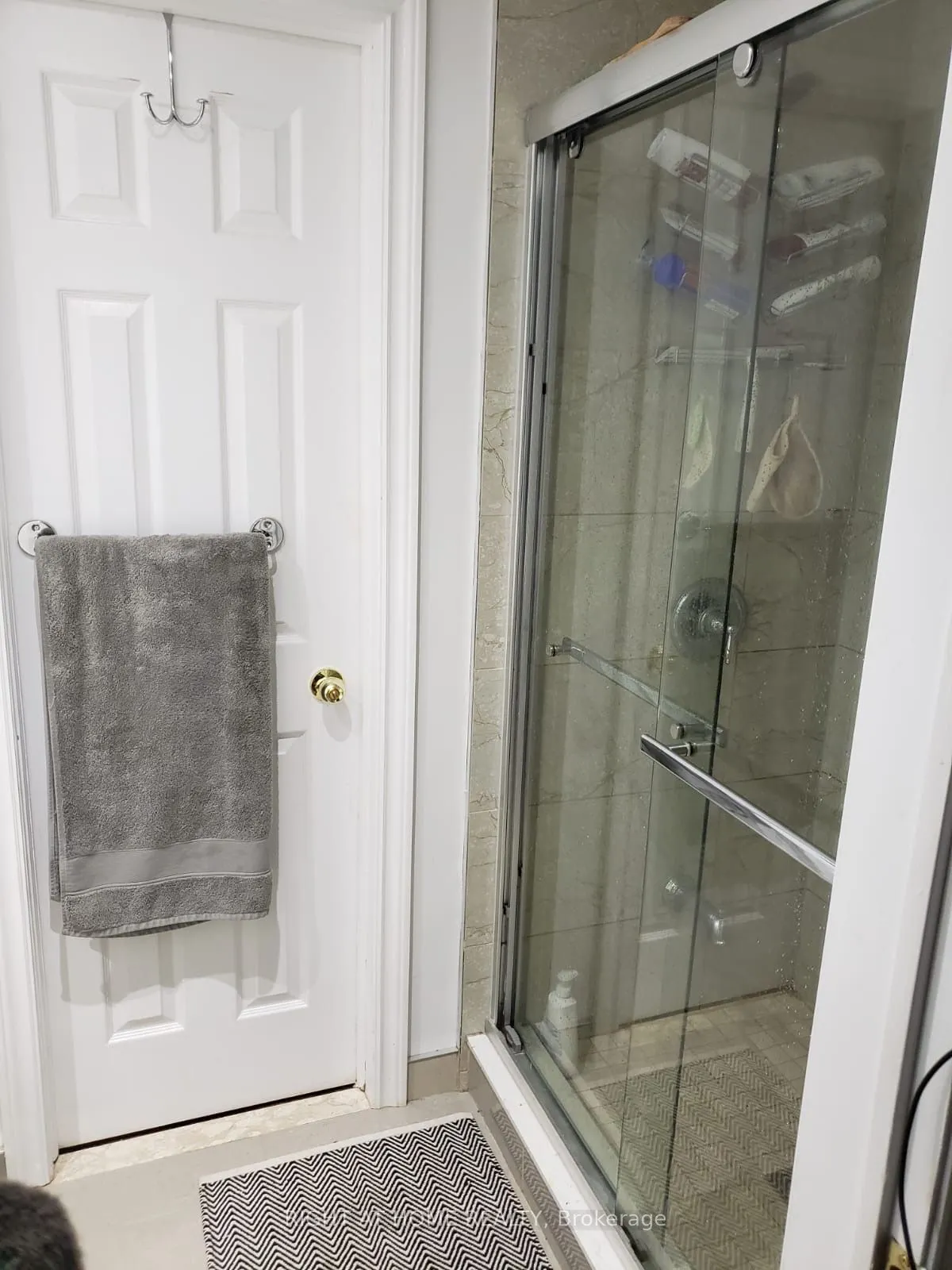6 Boothroyd Avenue