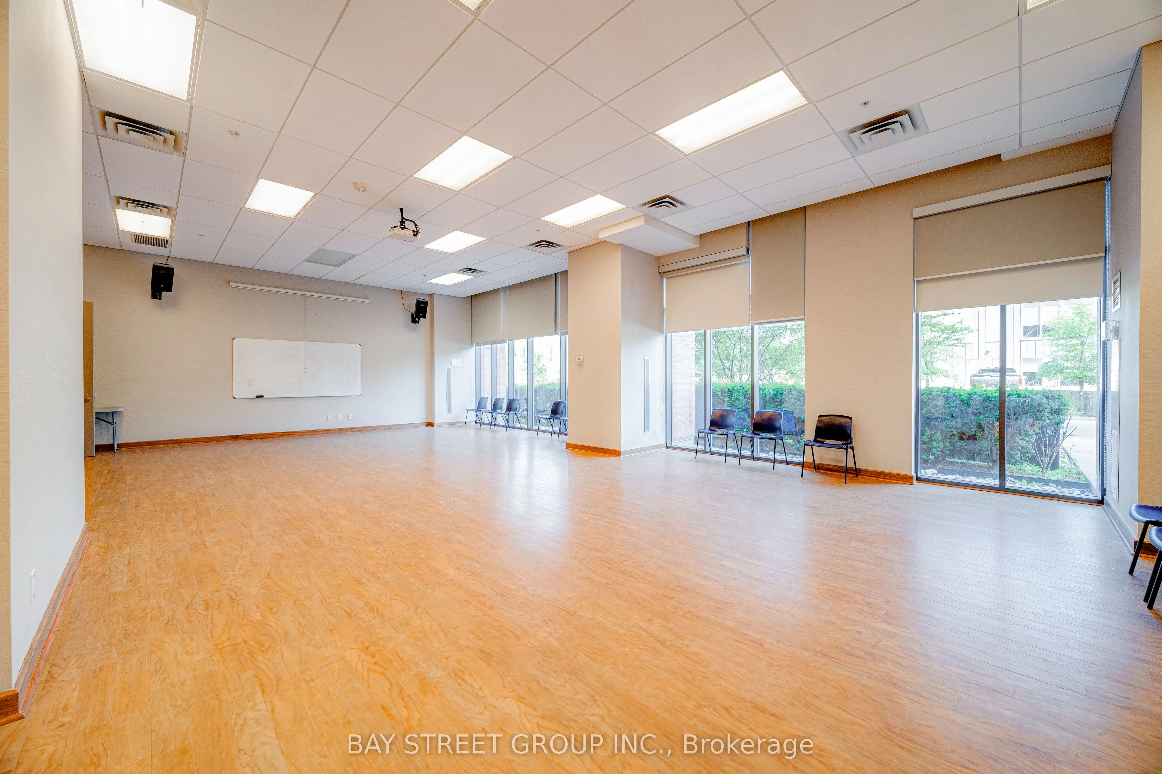 1038 Mcnicoll Avenue #218