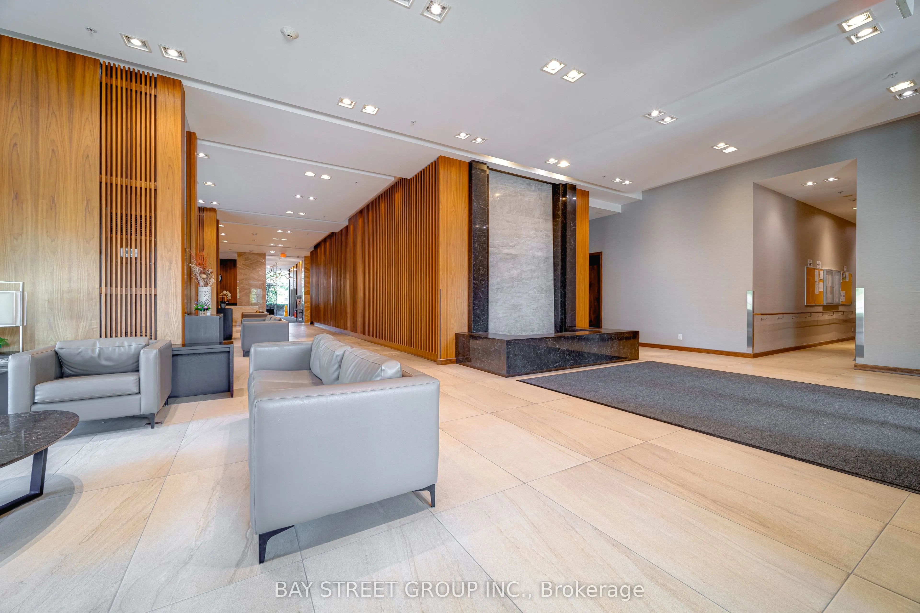 1038 Mcnicoll Avenue #218