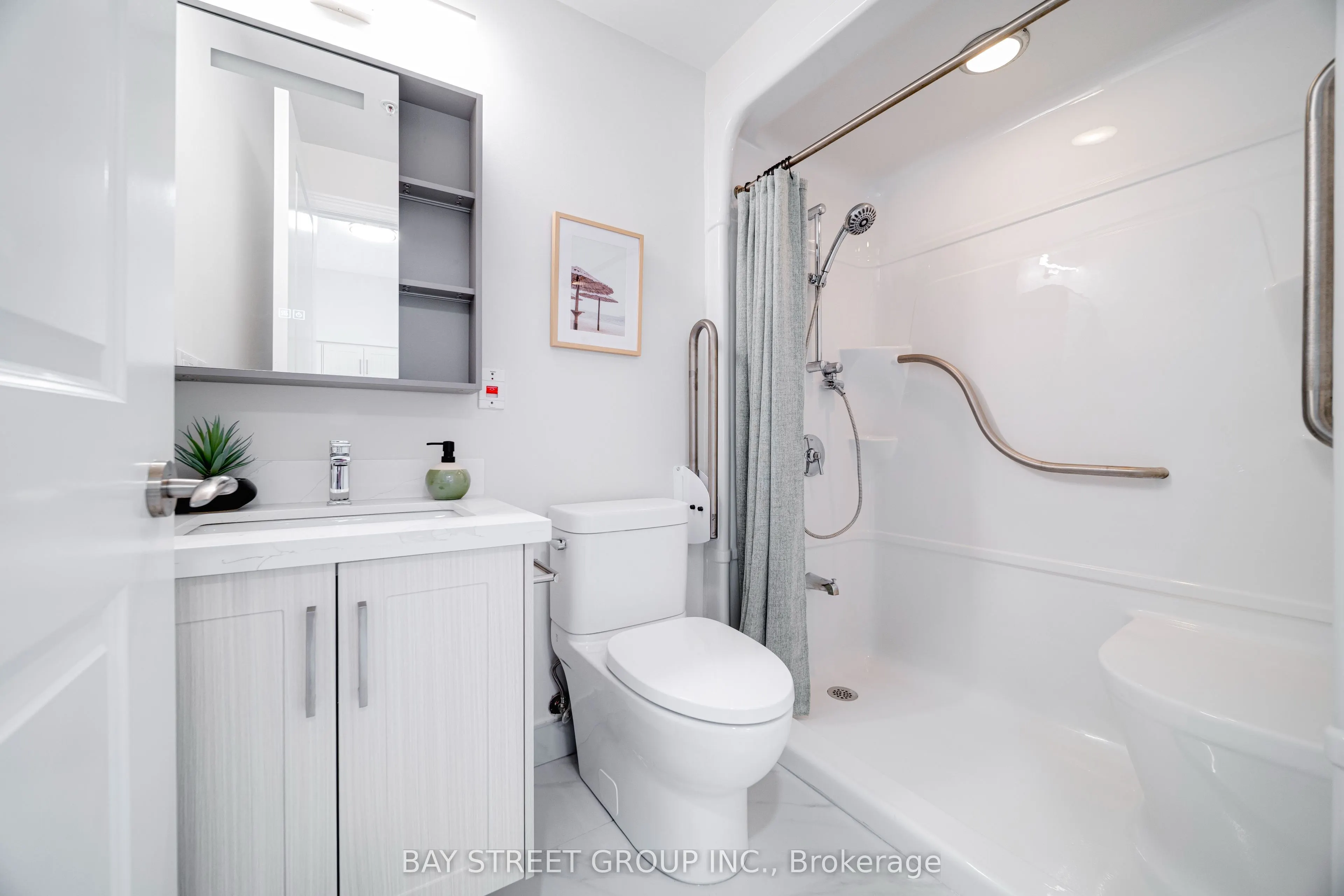 1038 Mcnicoll Avenue #218